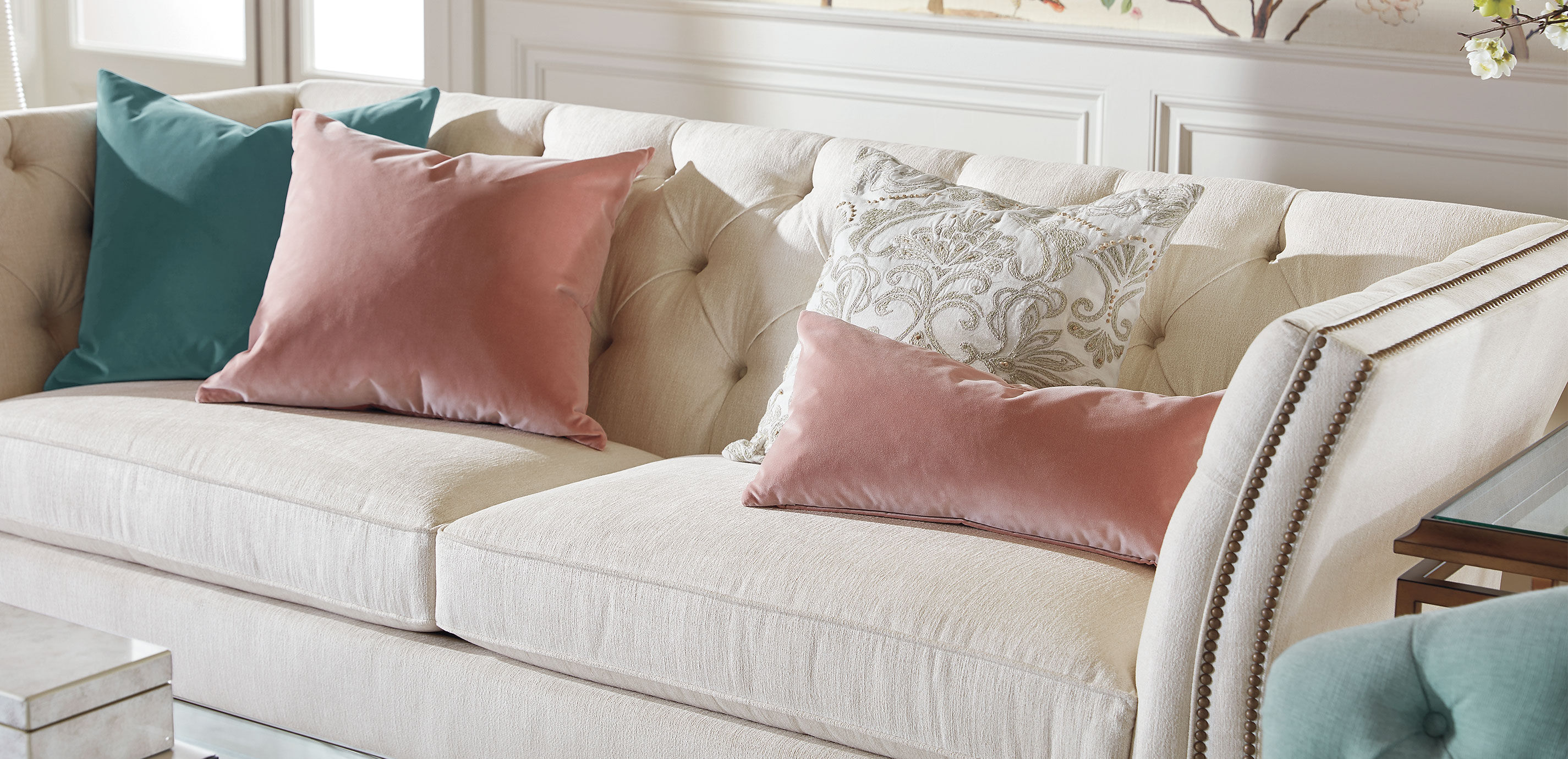 Velvet Lumbar Pillow_2