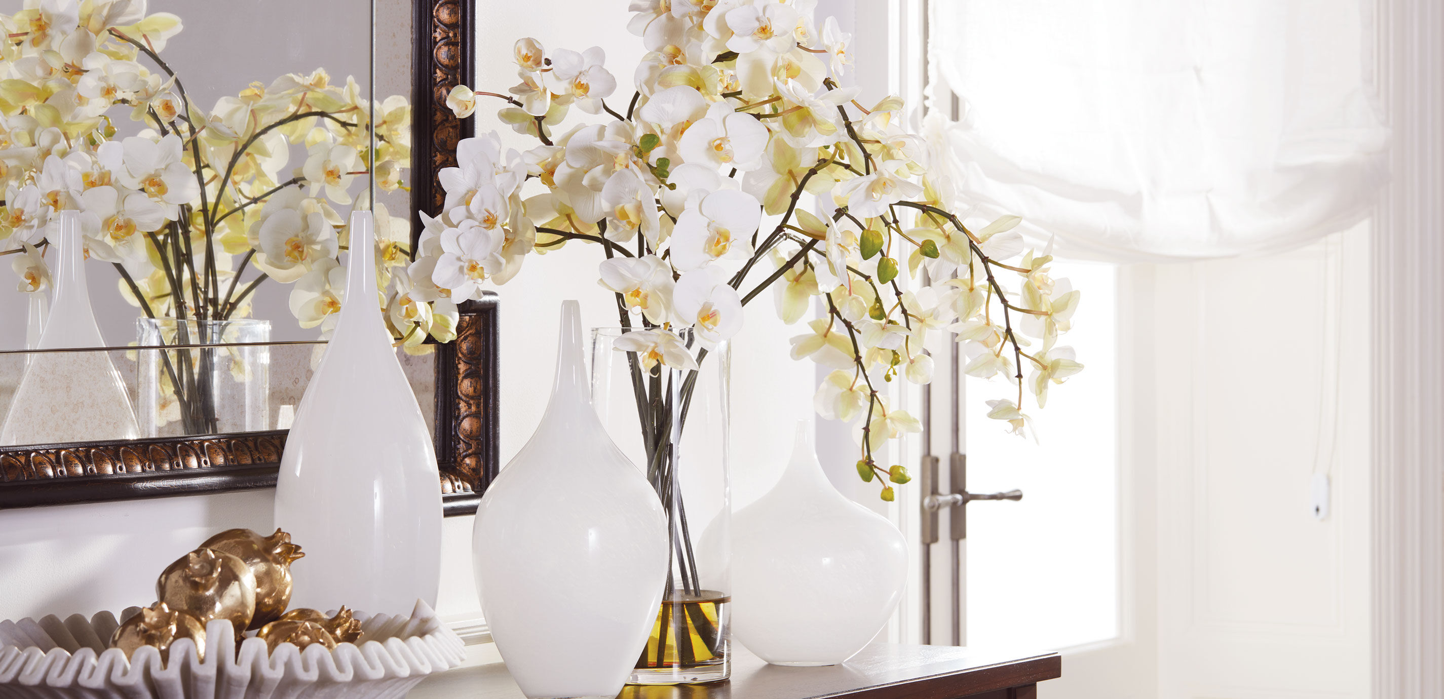 White Glass Goddess Vase_5