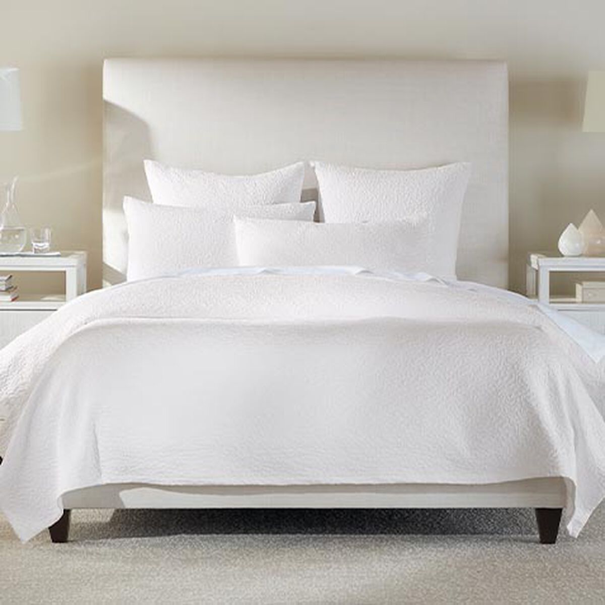 Matelassé Vine Coverlet and Shams Set