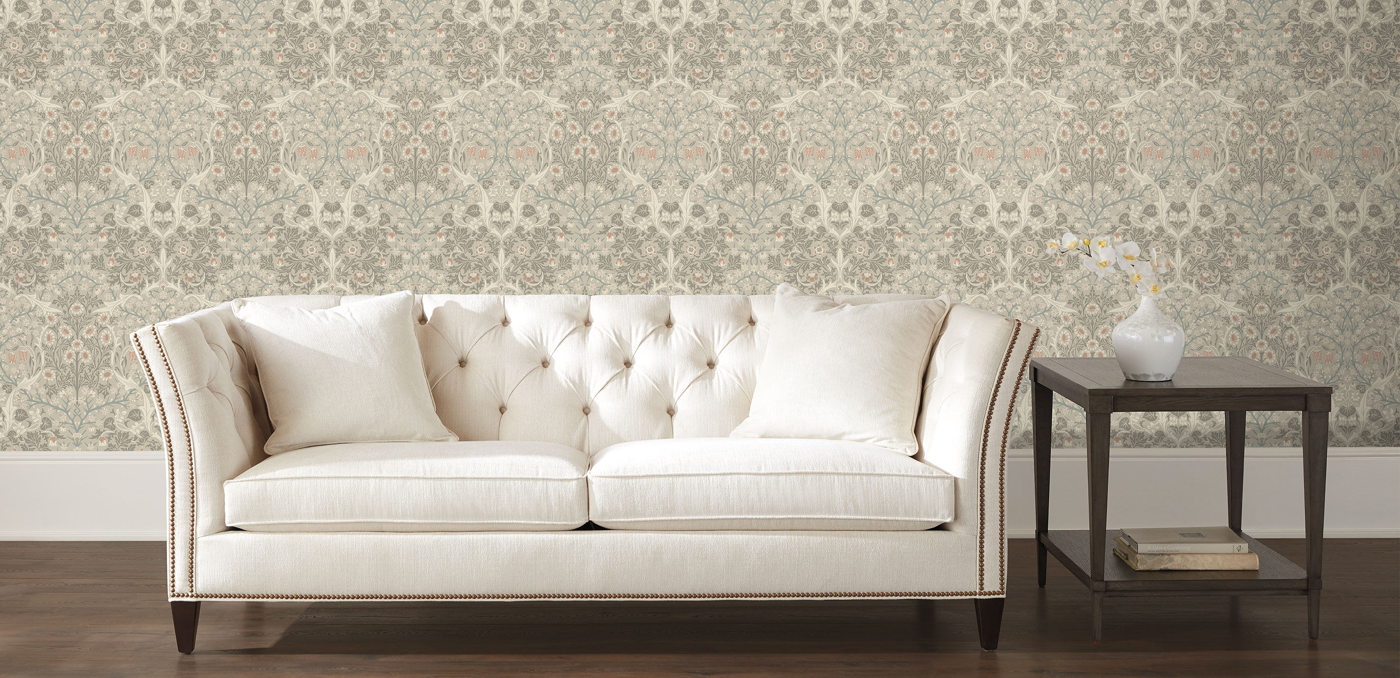 Ruthie Floral Wallpaper_1