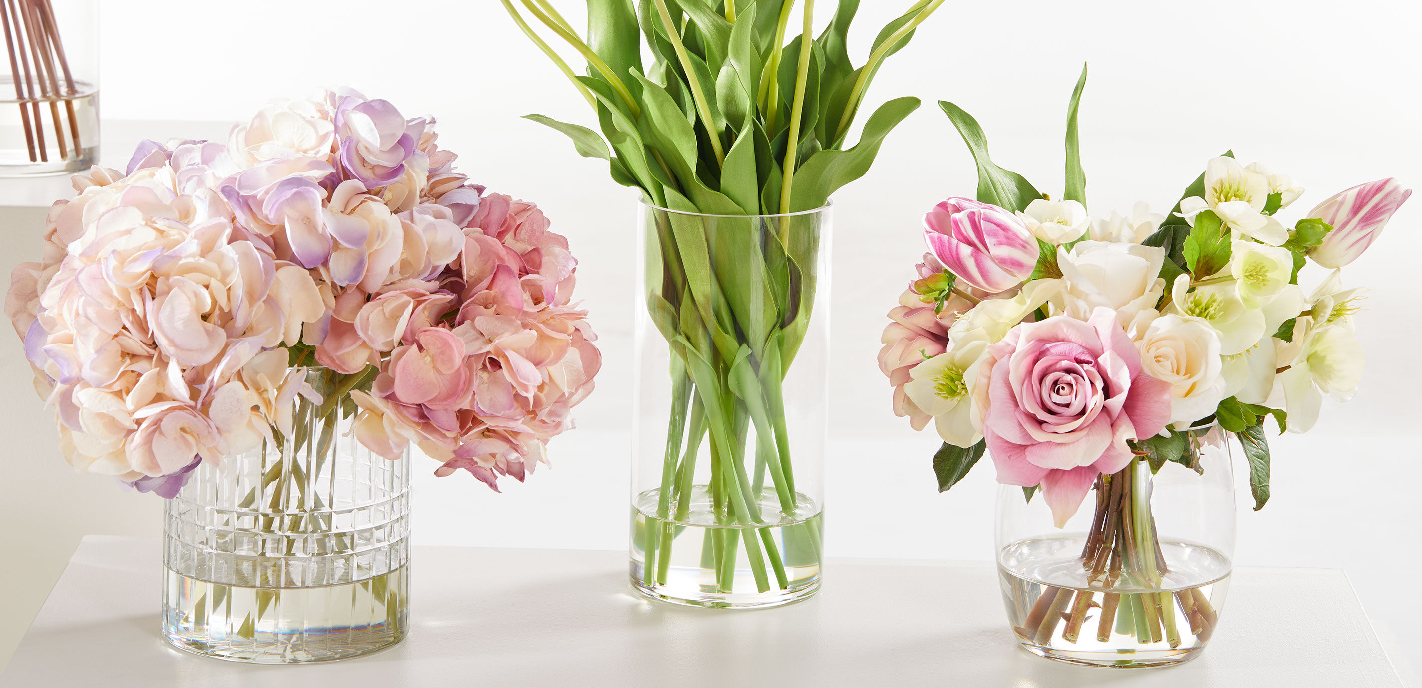 Hydrangea Bouquet in Cut-Glass Vase_6