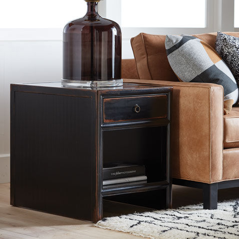 Dynasty End Table Product Tile Hover Image 138003