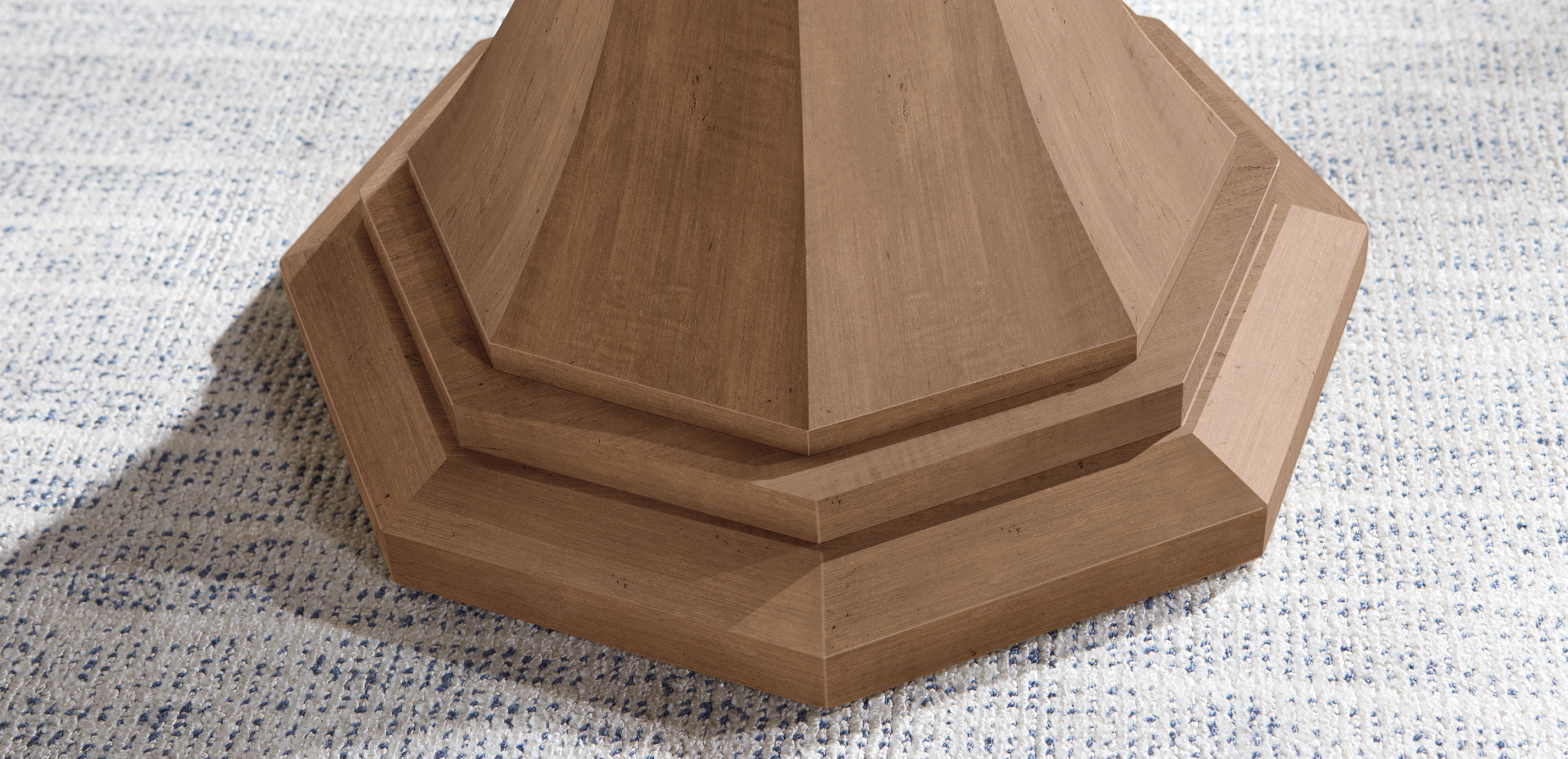 Lorenze Round Accent Table_7