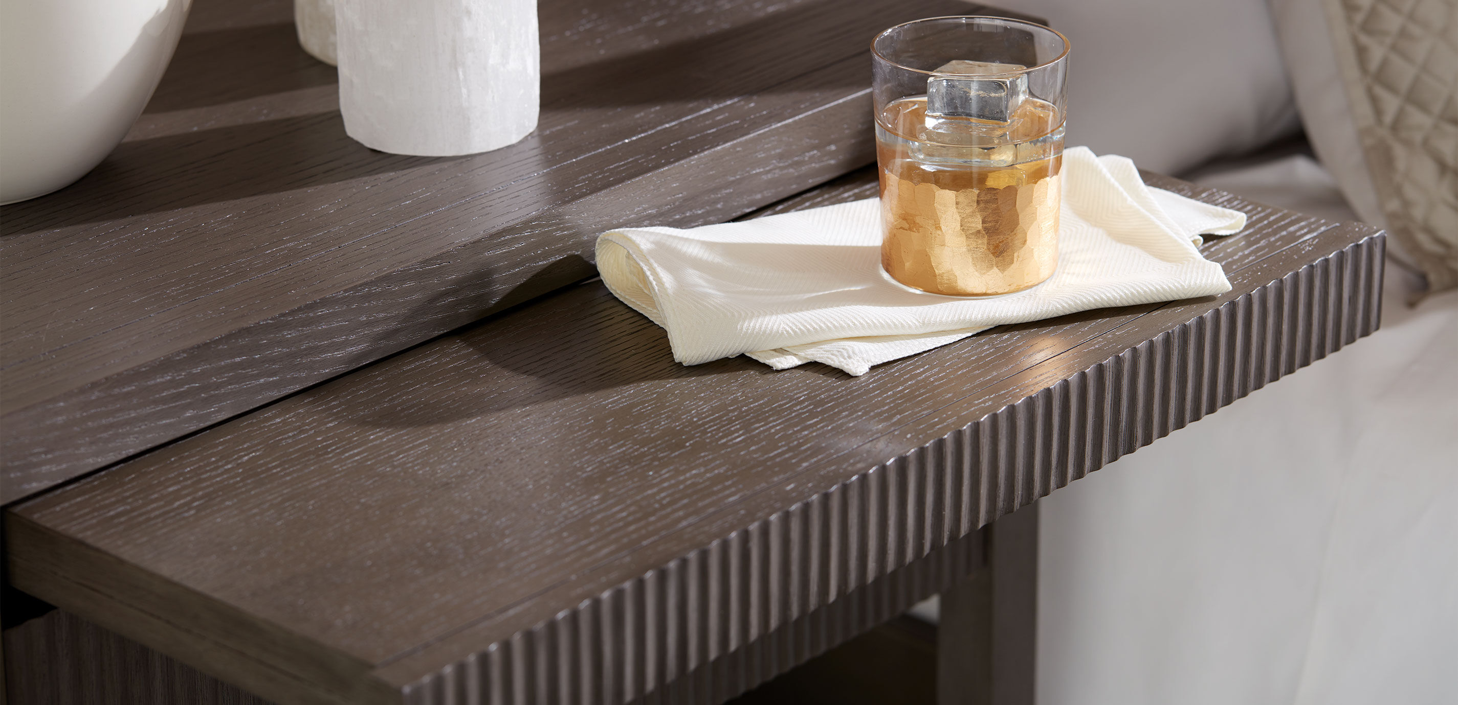 Valermo Night Table_7