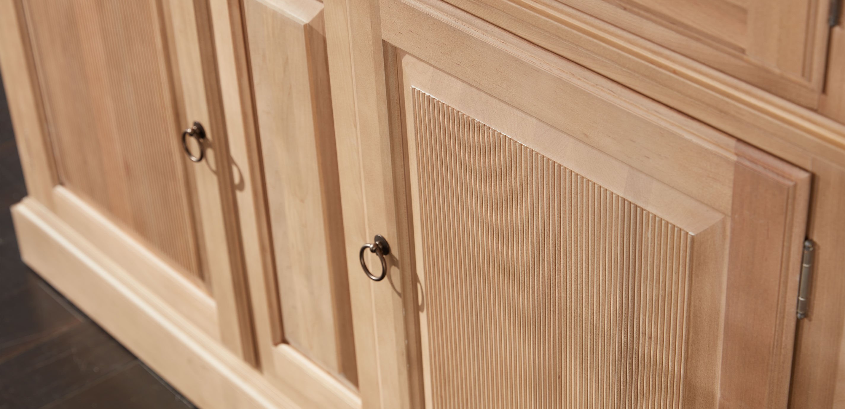 Davos Tall Display Cabinet with Glass Doors_9