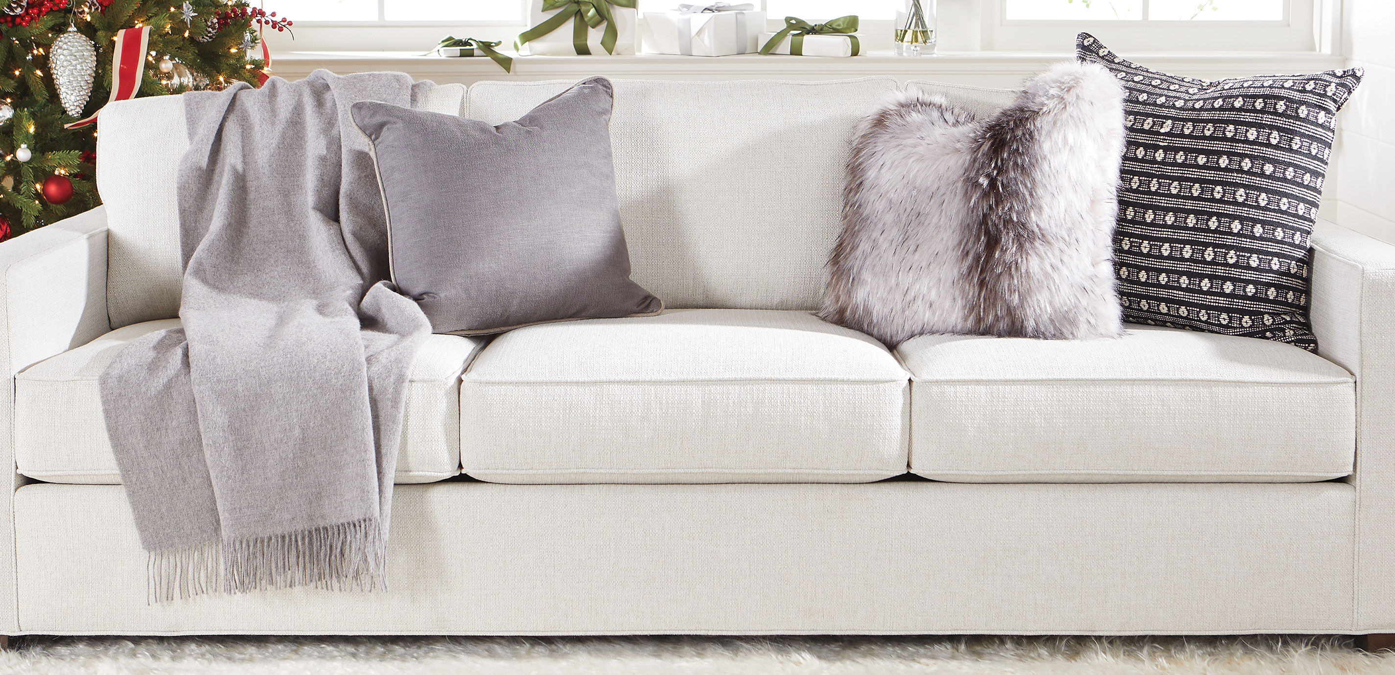 Travale Two-Tone Pillow, Gray_6