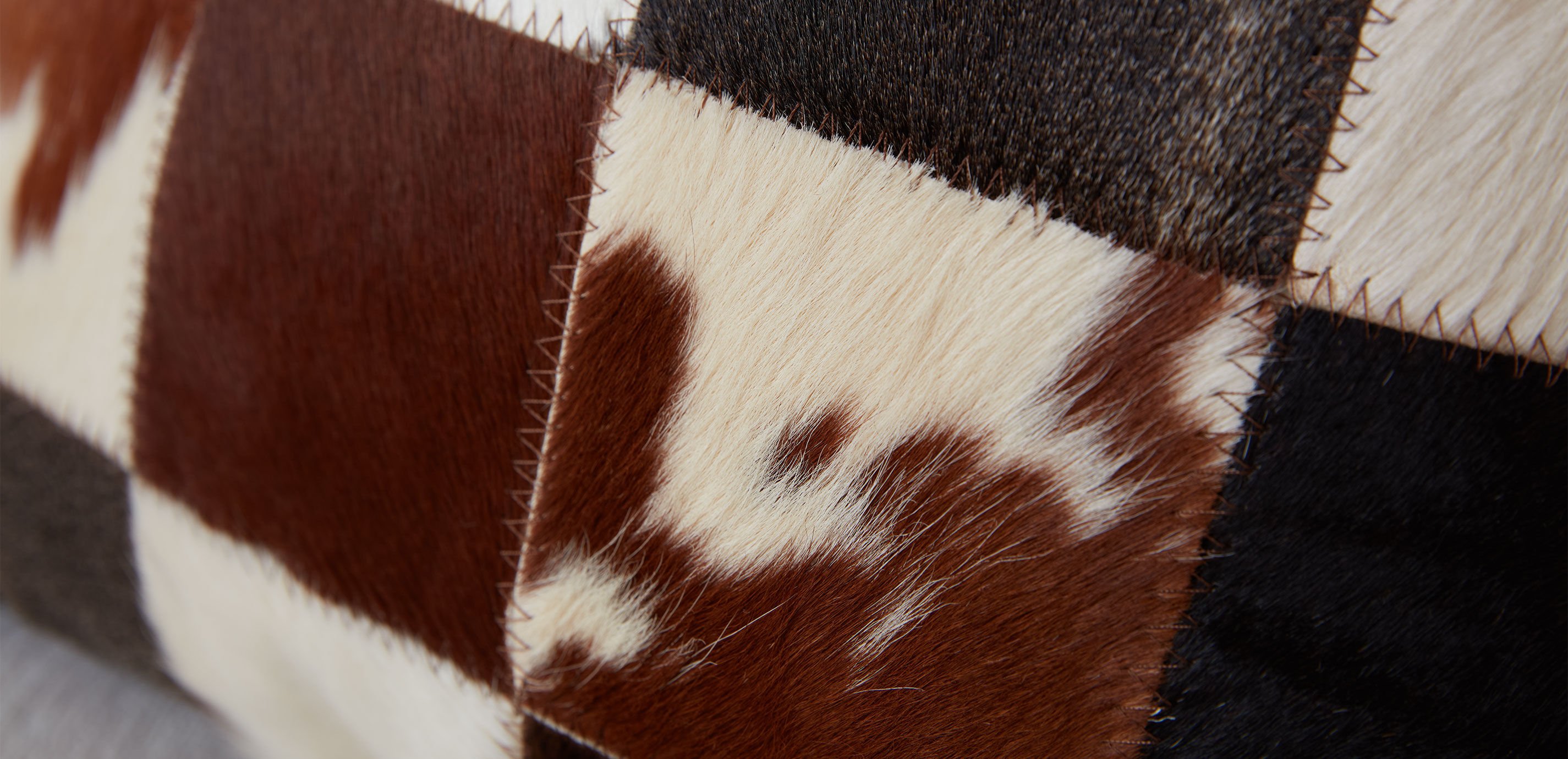 Cowhide Patchwork Pillow_3