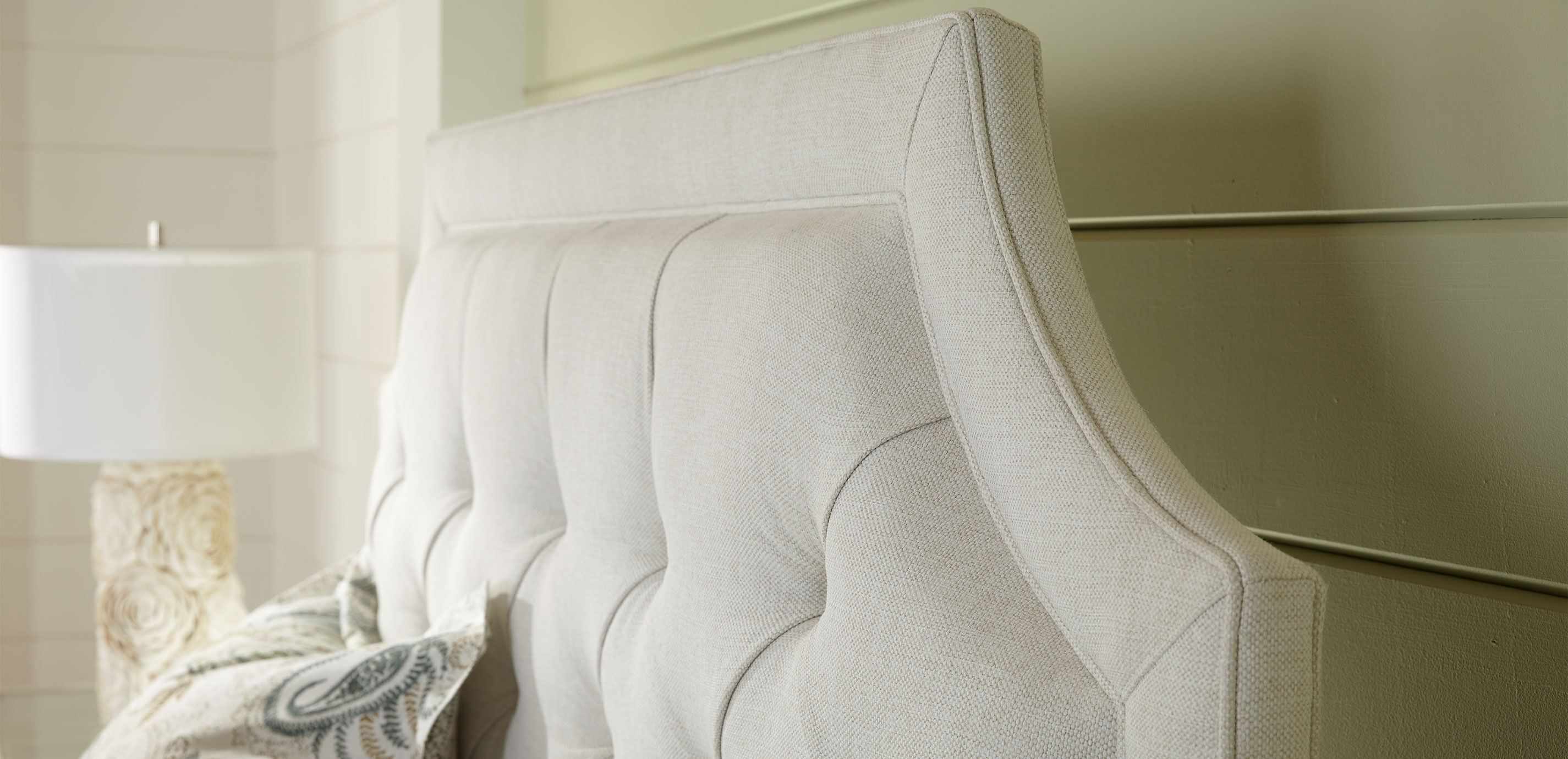 Lianna Custom Upholstered Bed_10