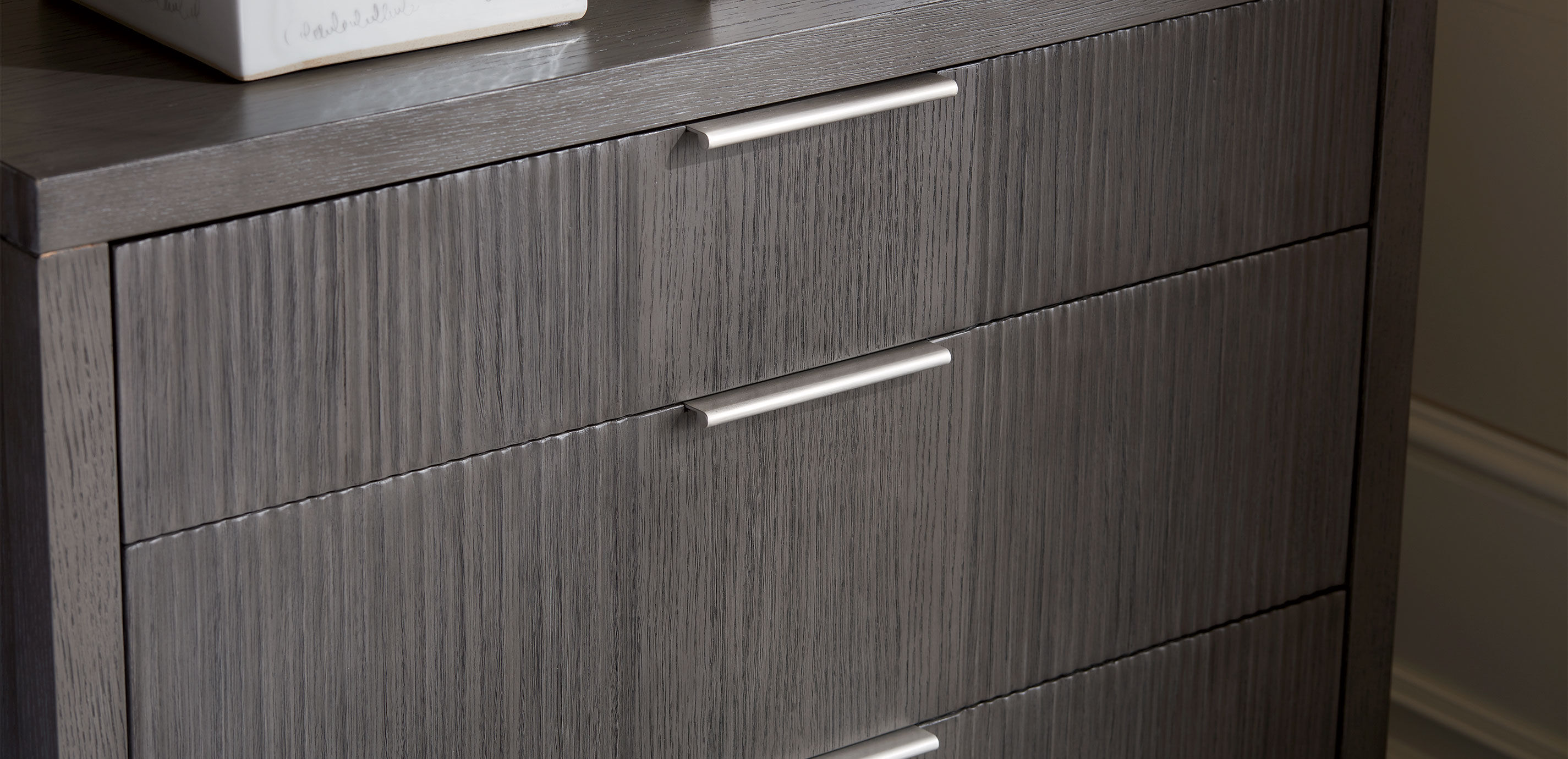 Valermo Three-Drawer Chest_6