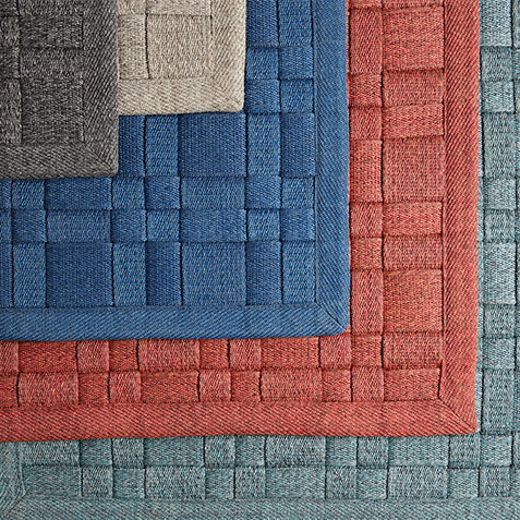 Crossroads Indoor/Outdoor Rug Product Tile Hover Image 047172