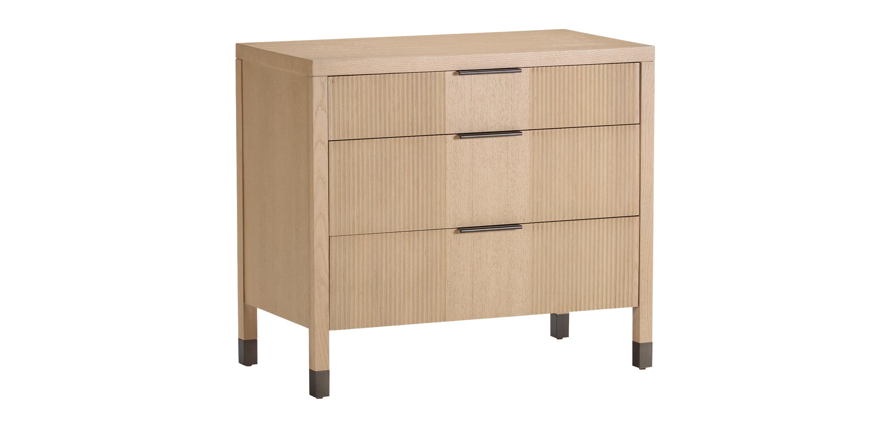 Valermo Three-Drawer Chest_2