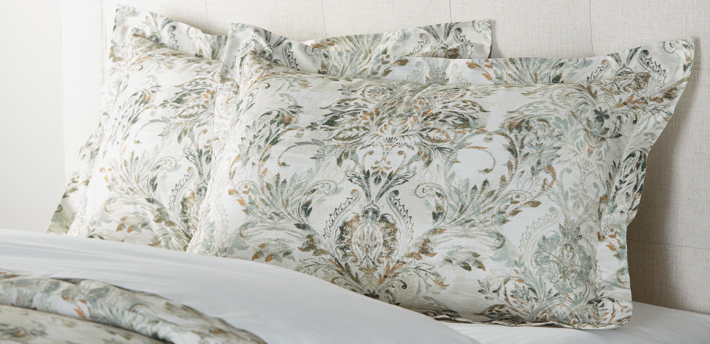 Travale Printed Duvet Cover and Sham_5