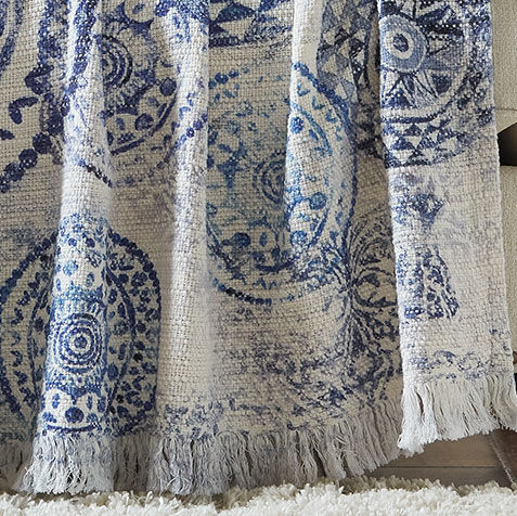 Washed Cotton Compass Throw Product Tile Hover Image 032937