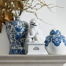 Mei Ping Porcelain Vase Product Tile Hover Image 432350