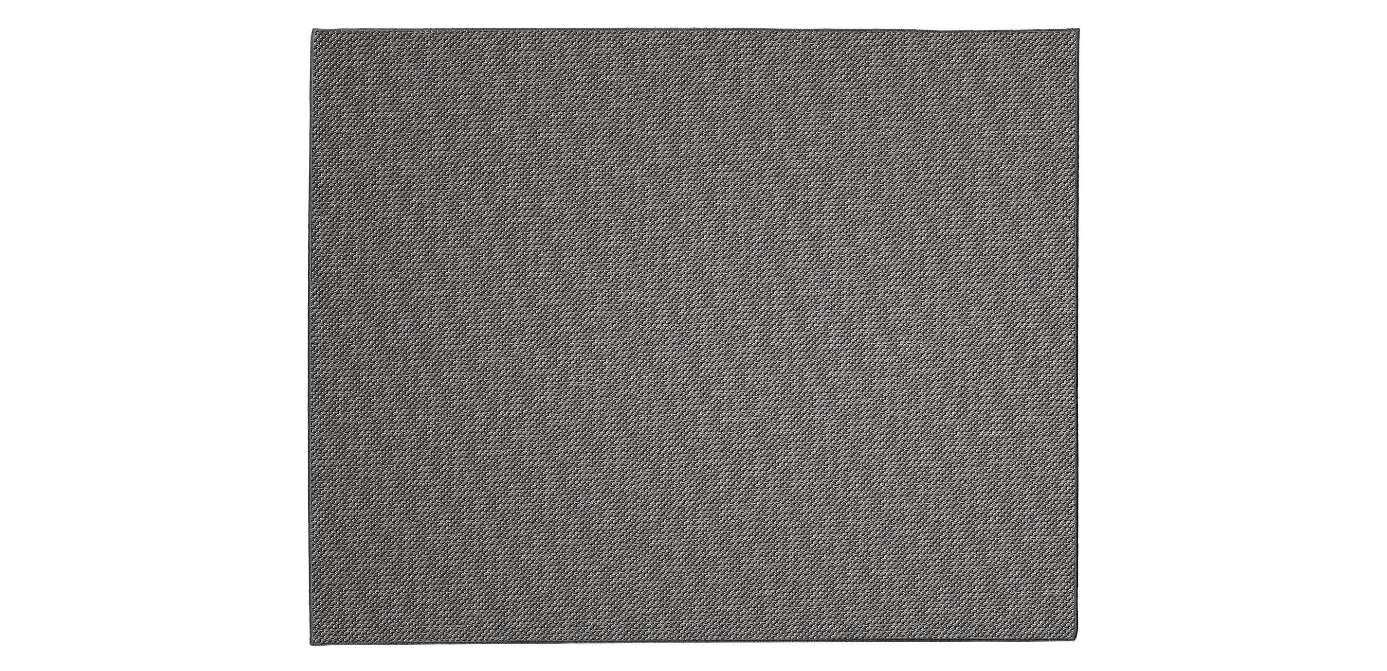 Mystic Harbor Indoor/Outdoor Rug: Serged Edge