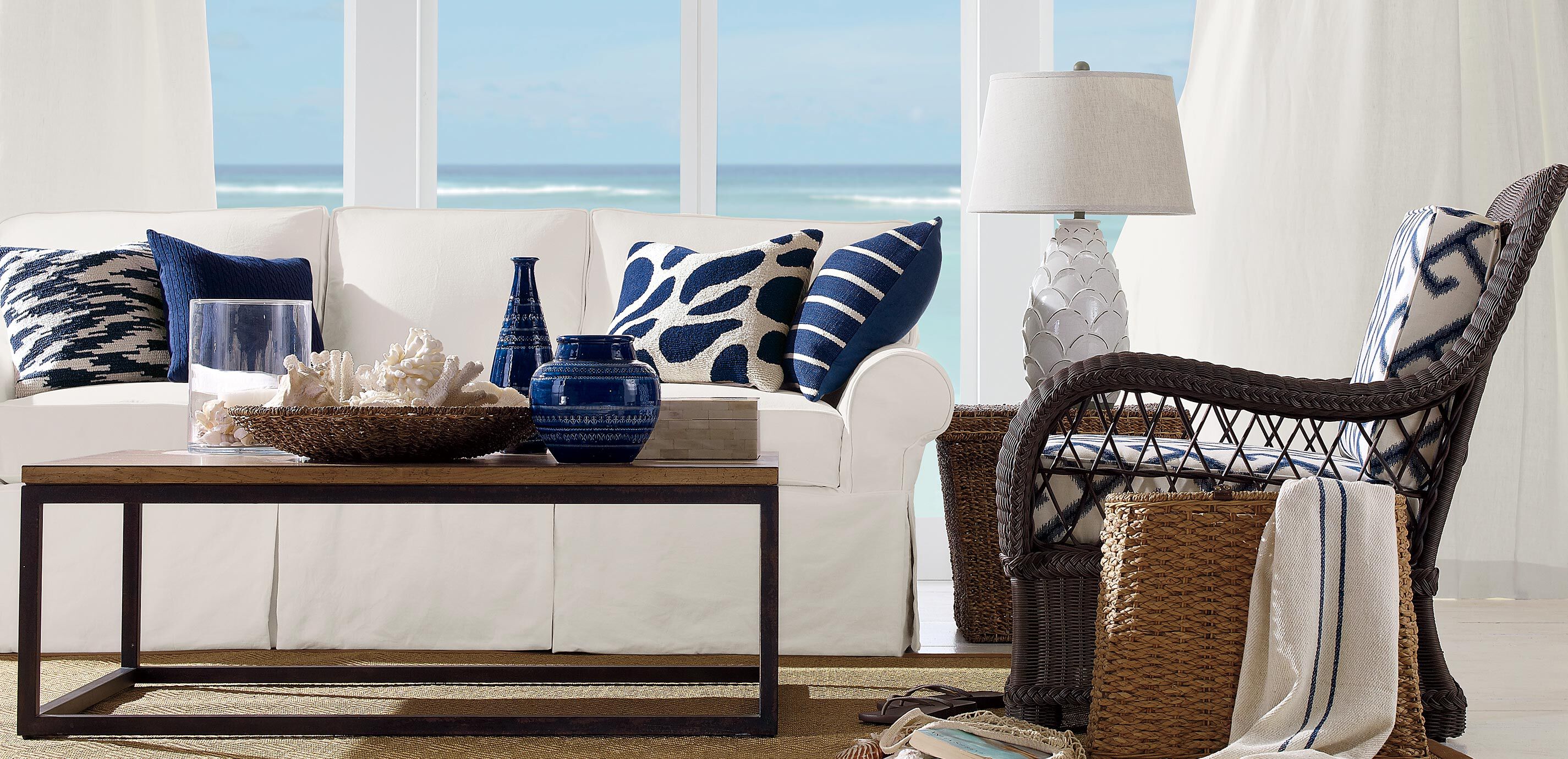 Bennett Roll-Arm 3-Seat Slipcovered Sofa
