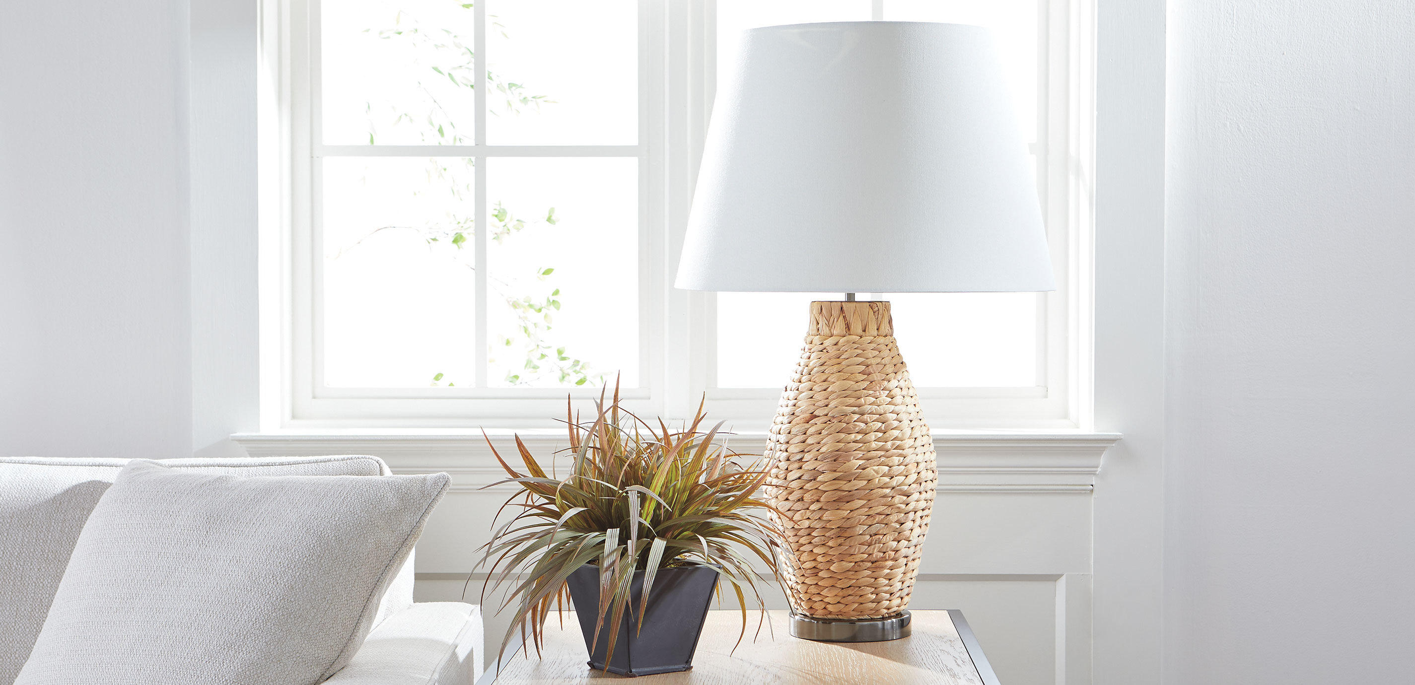 Janie Table Lamp_4