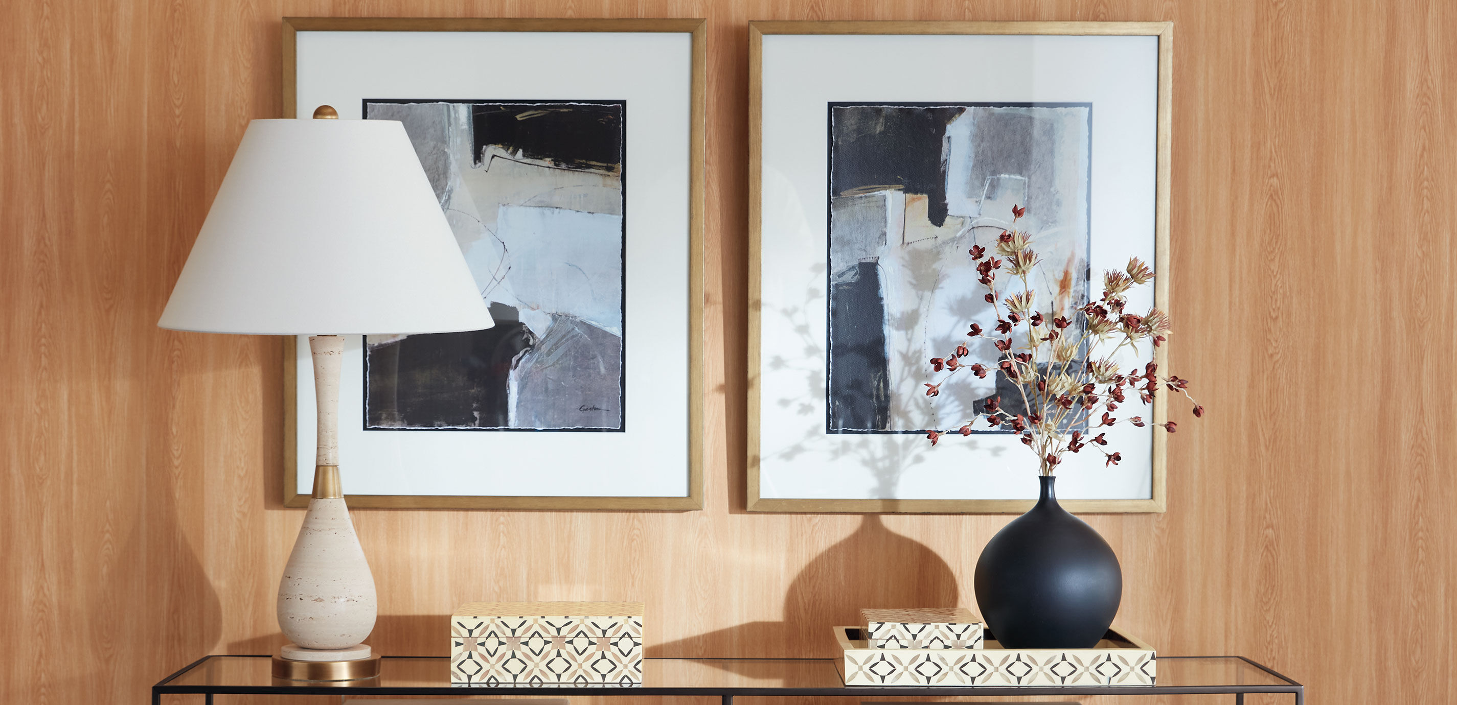 Issa Round Black Vase_6