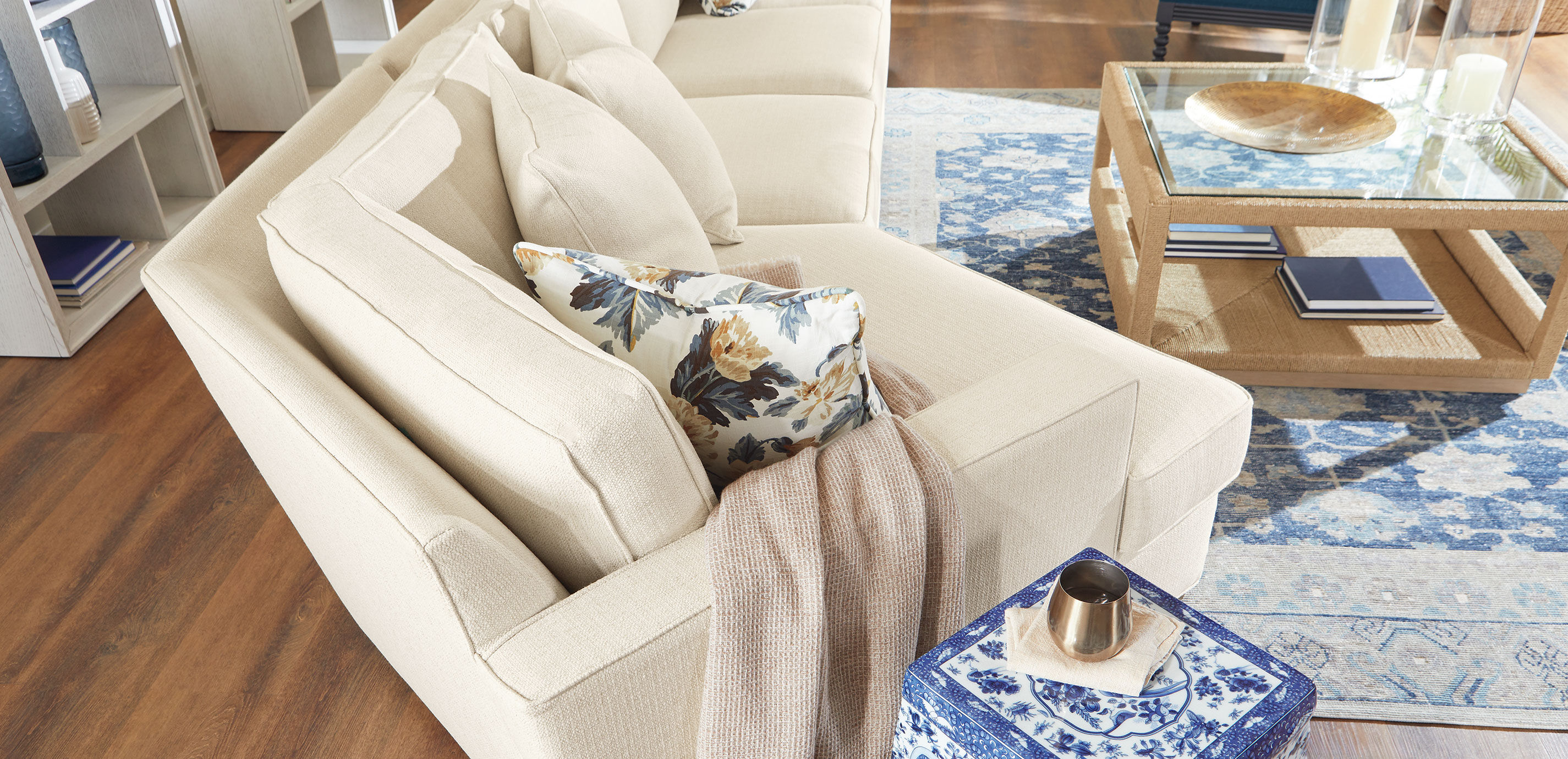 Spencer Track-Arm Two-Piece Sectional with Square Cuddle Chaise_6