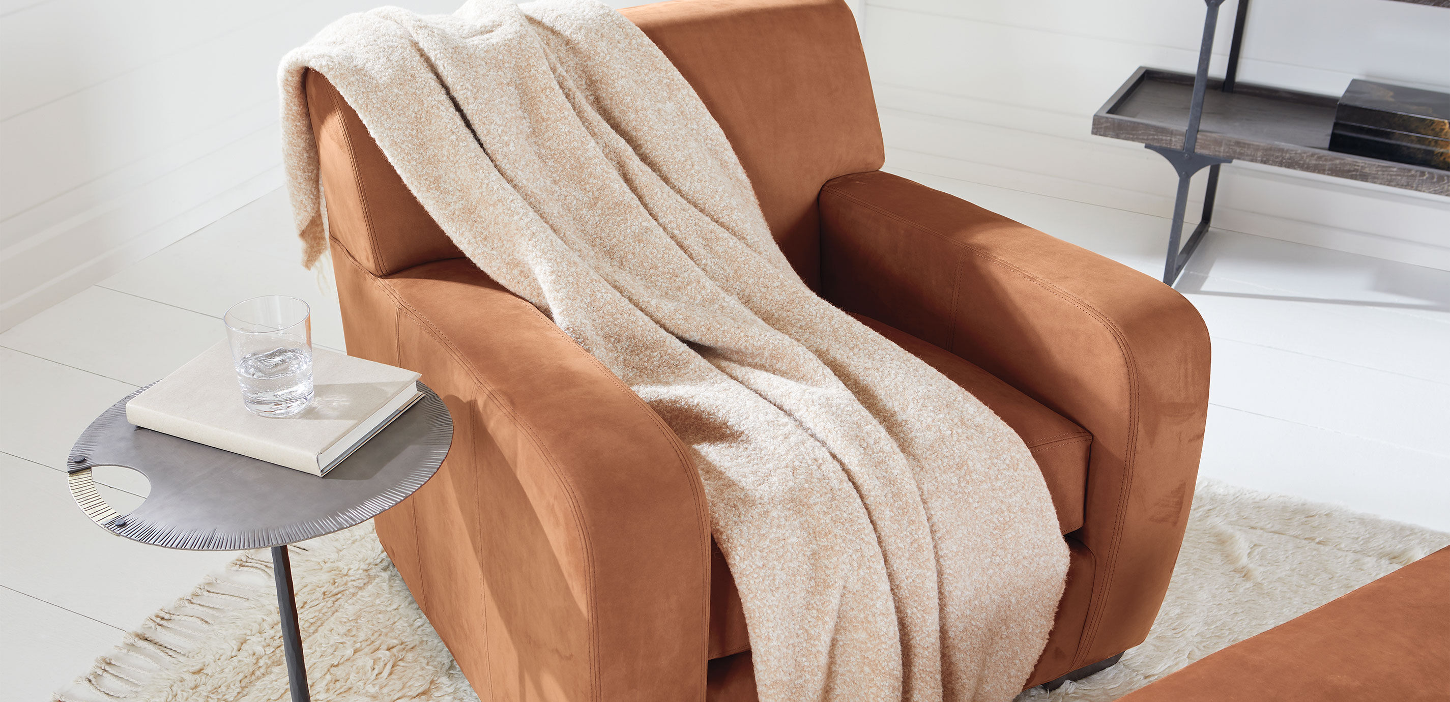 Kellan Modern Leather Club Chair_7