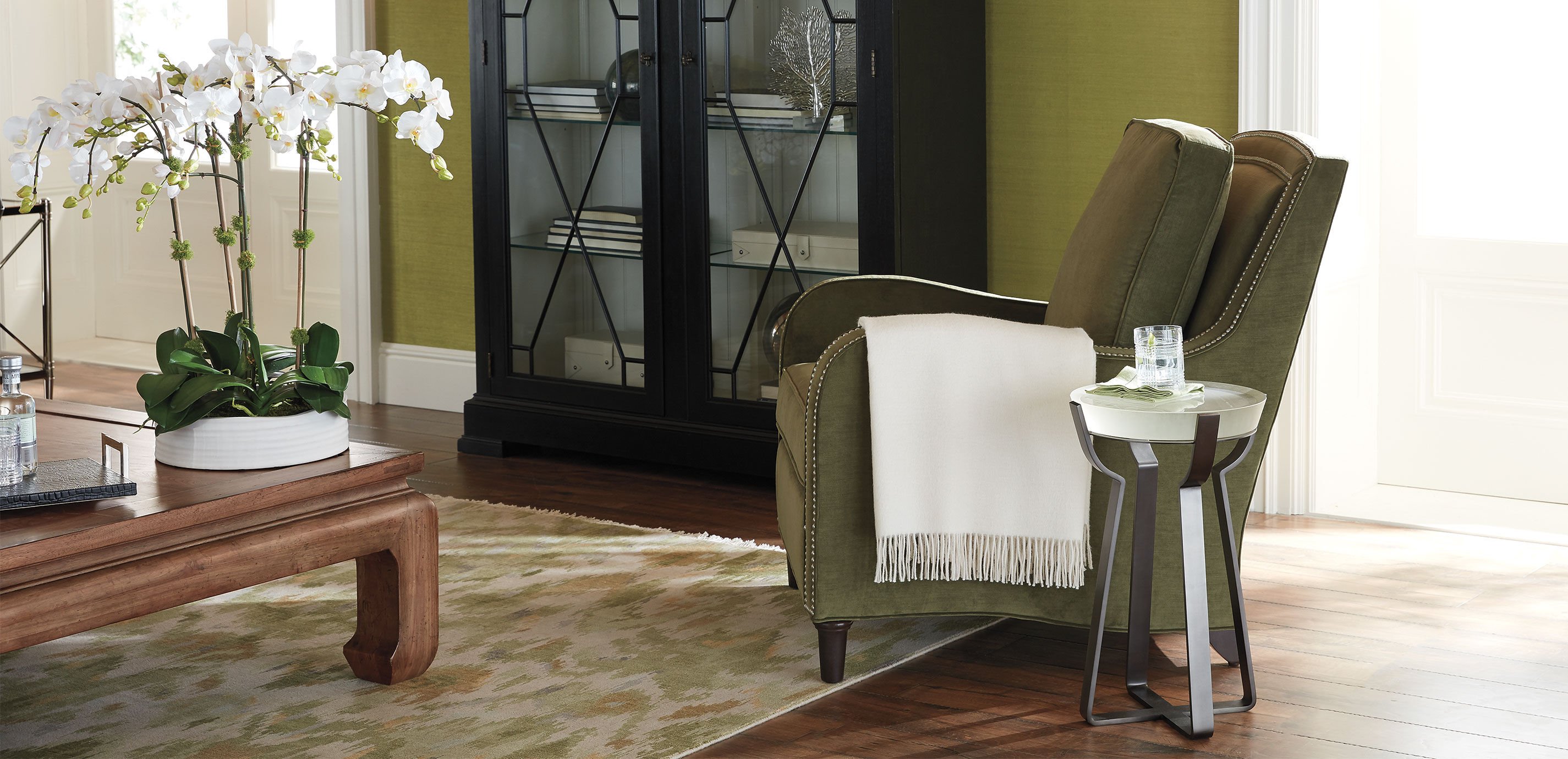 Sabina Crystal Accent Table_5