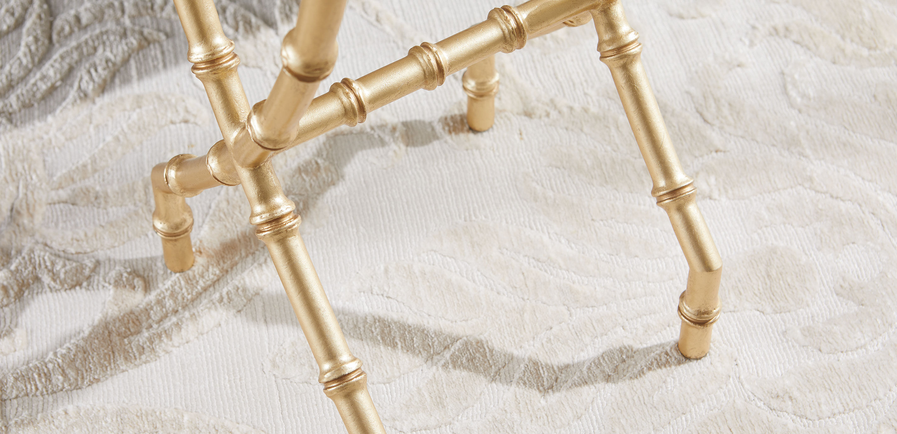 Kala Martini Drink Table_6