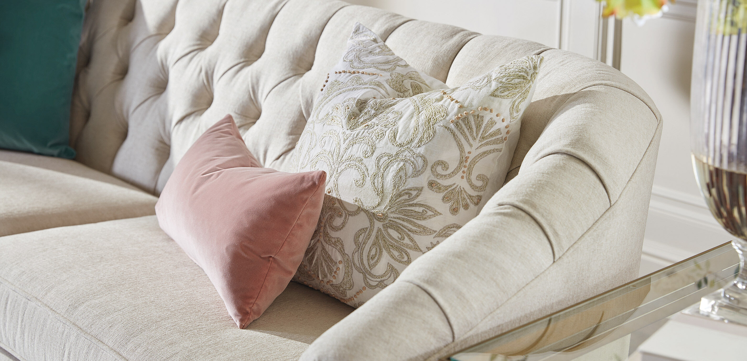 Velvet Lumbar Pillow_4