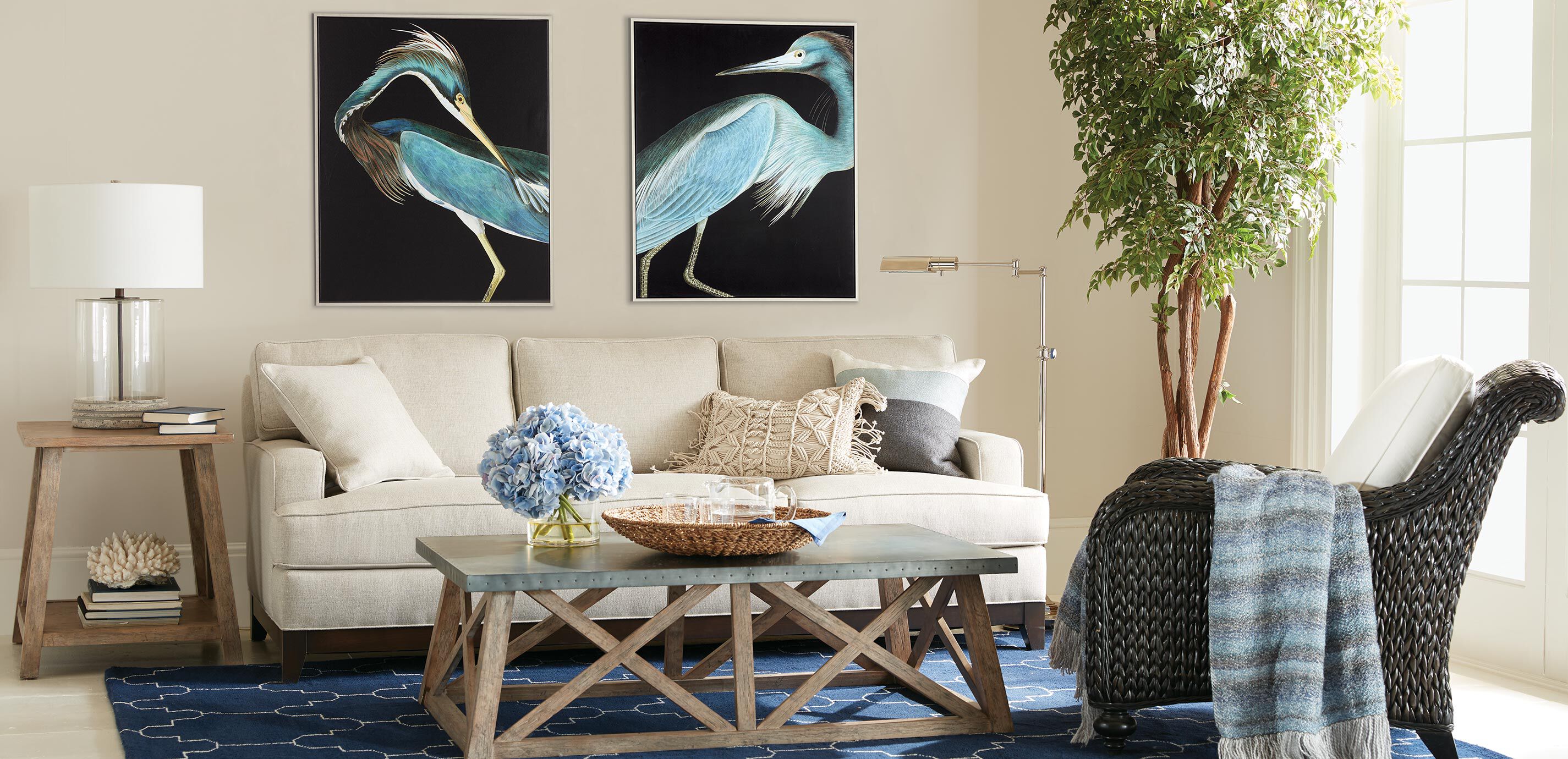 Ethan allen outlet heron coffee table