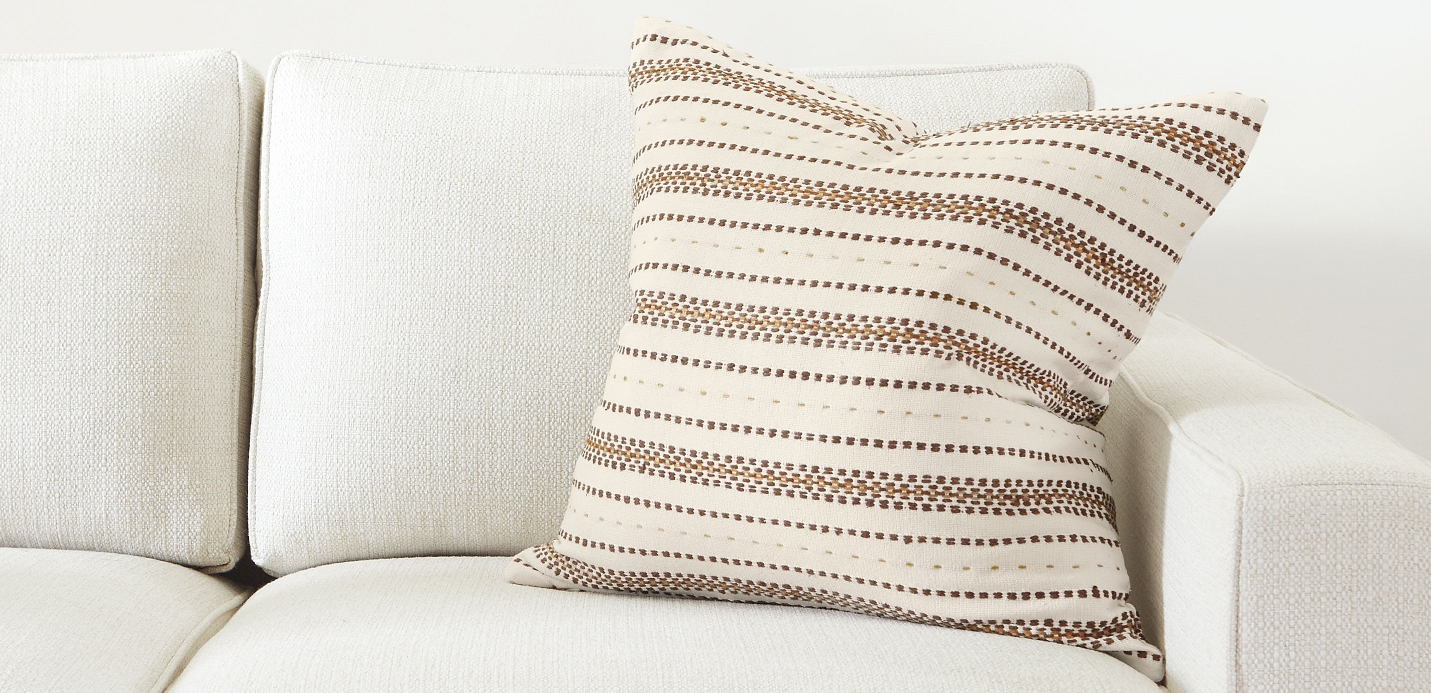 Pixel Stripe Pillow_1
