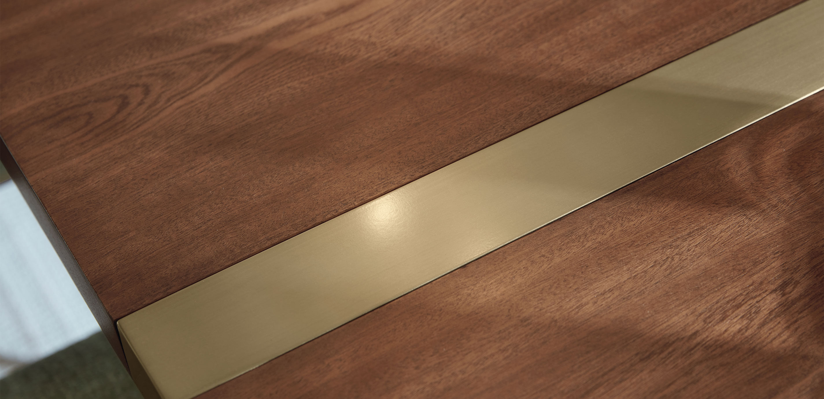 Glencoe Dining Table_10