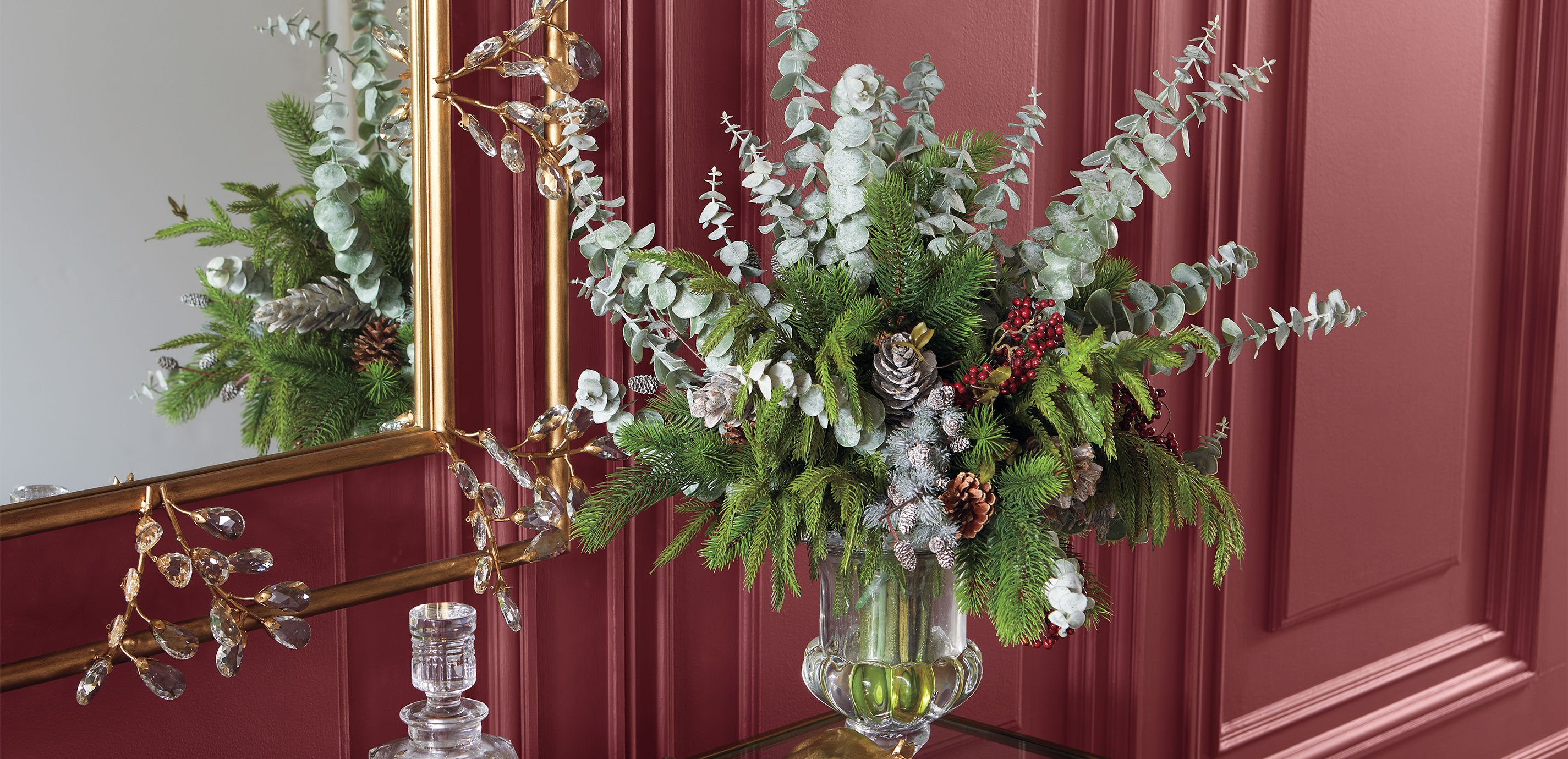 Evergreen & Eucalyptus Holiday Centerpiece_6