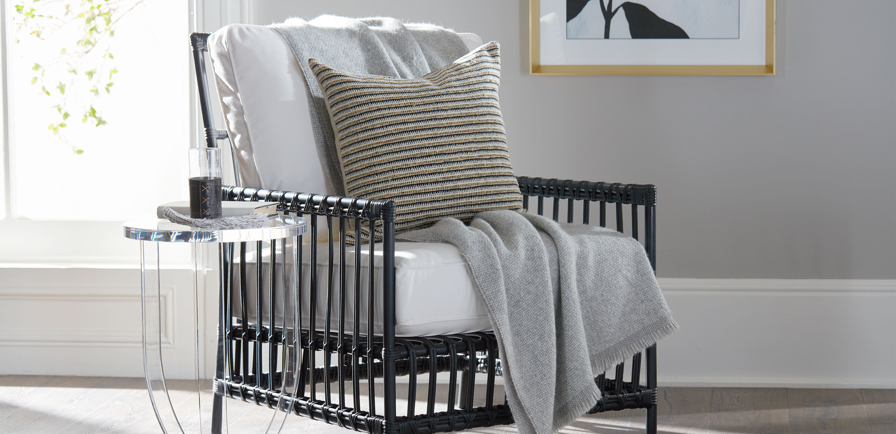 Adaren Modern Accent Table_5