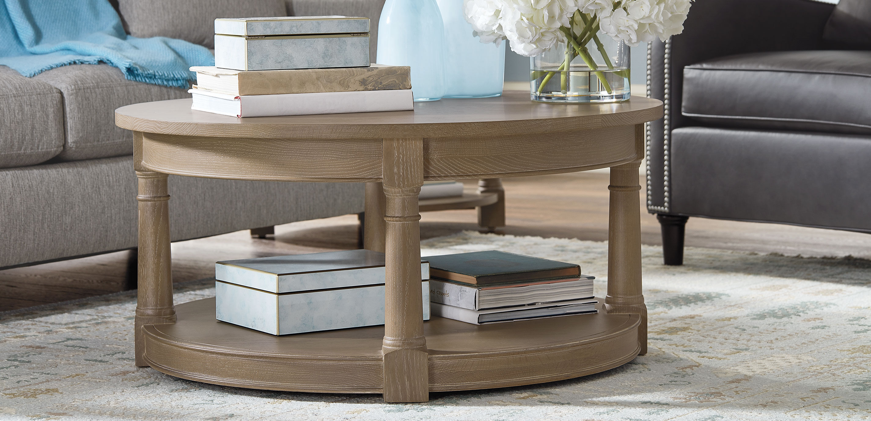 Ethan allen round coffee on sale table