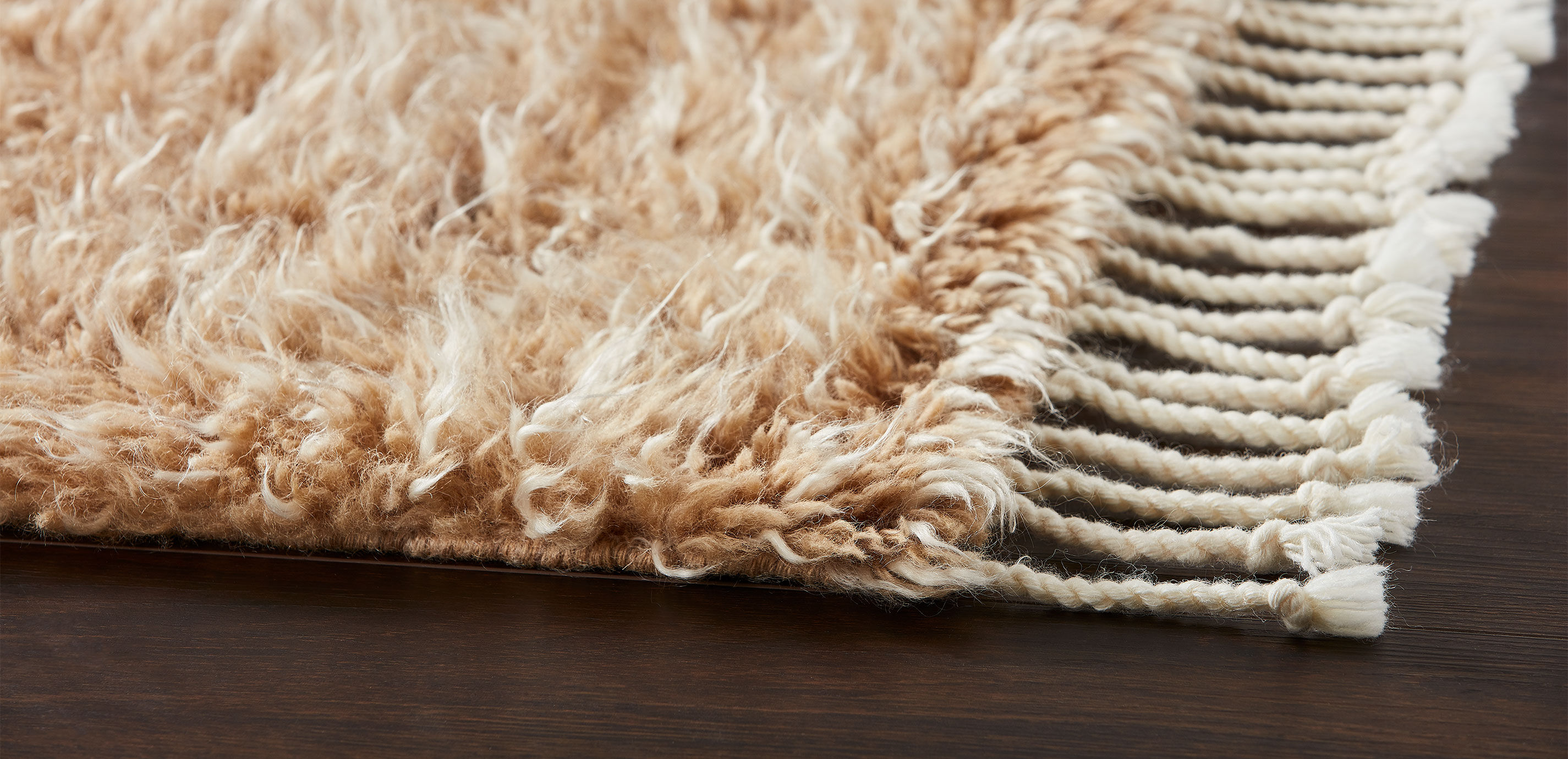 Emmi Mohair Blend Rug_3