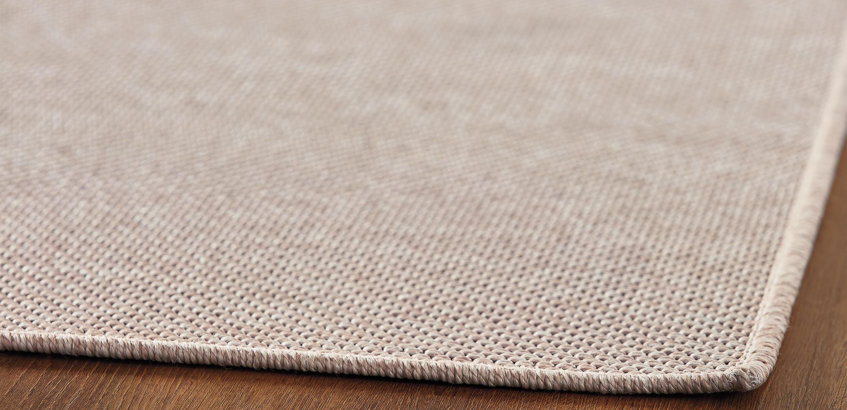 Park Ridge Indoor/Outdoor Rug: Serged Edge_2