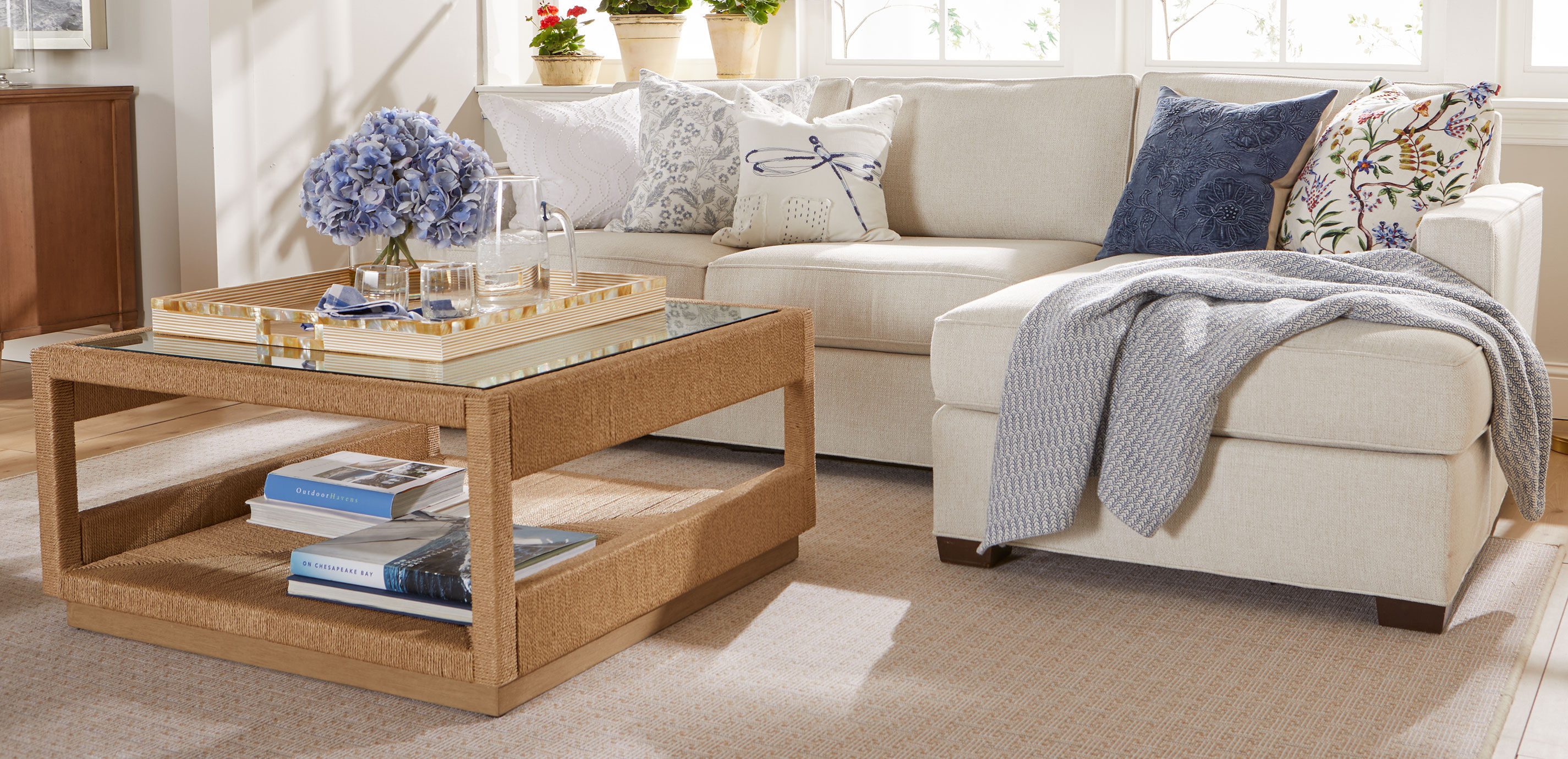 Sonesta Bay Square Outdoor Coffee Table_8