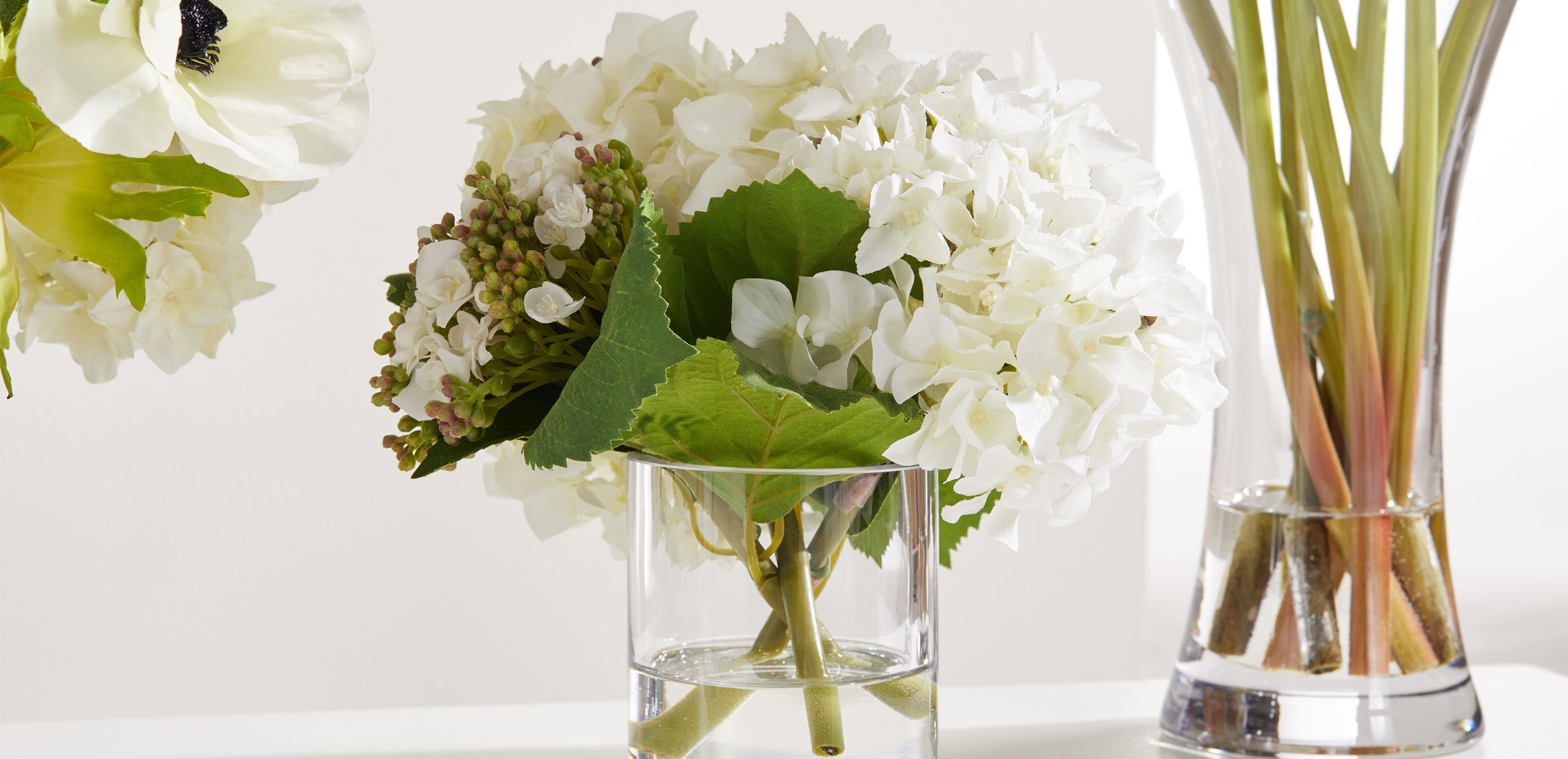 Hydrangea and Buds in Small Glass Vase_3