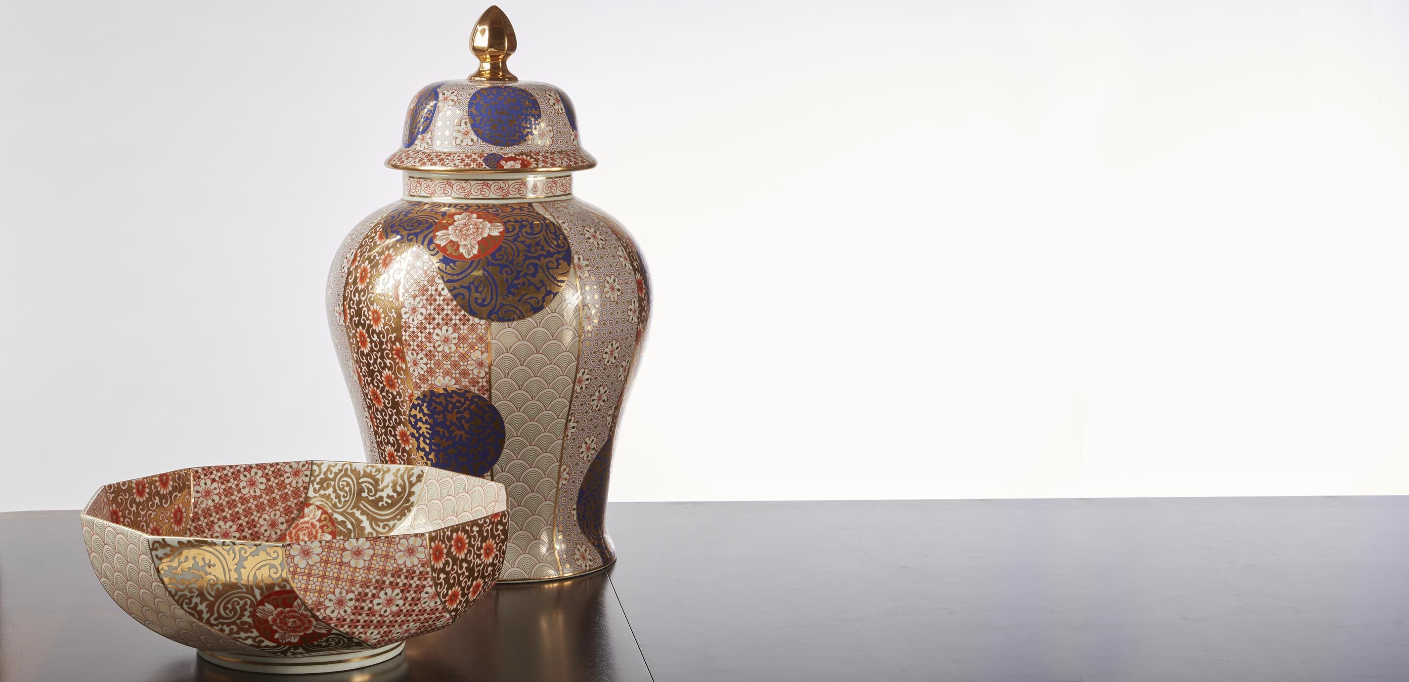 Porcelain Patterned Ginger Jar_3