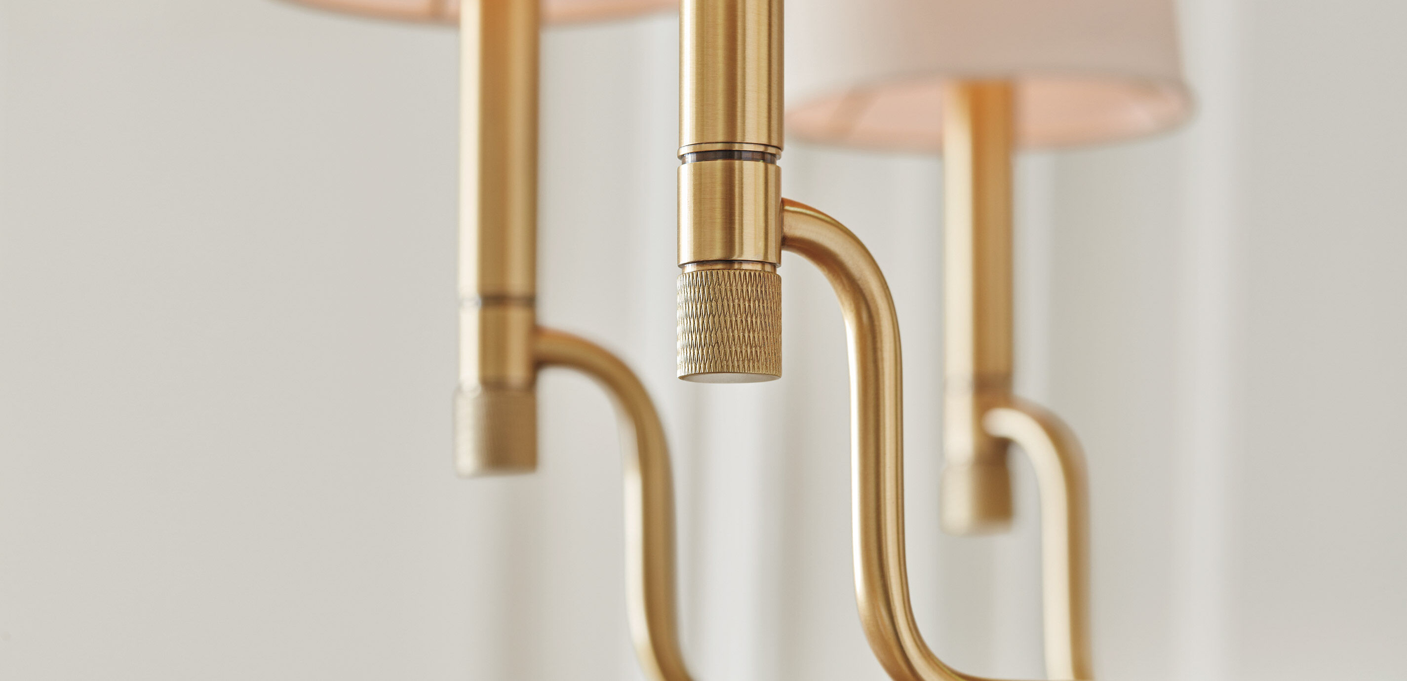 Turnbull Small Chandelier, Polished Brass_4