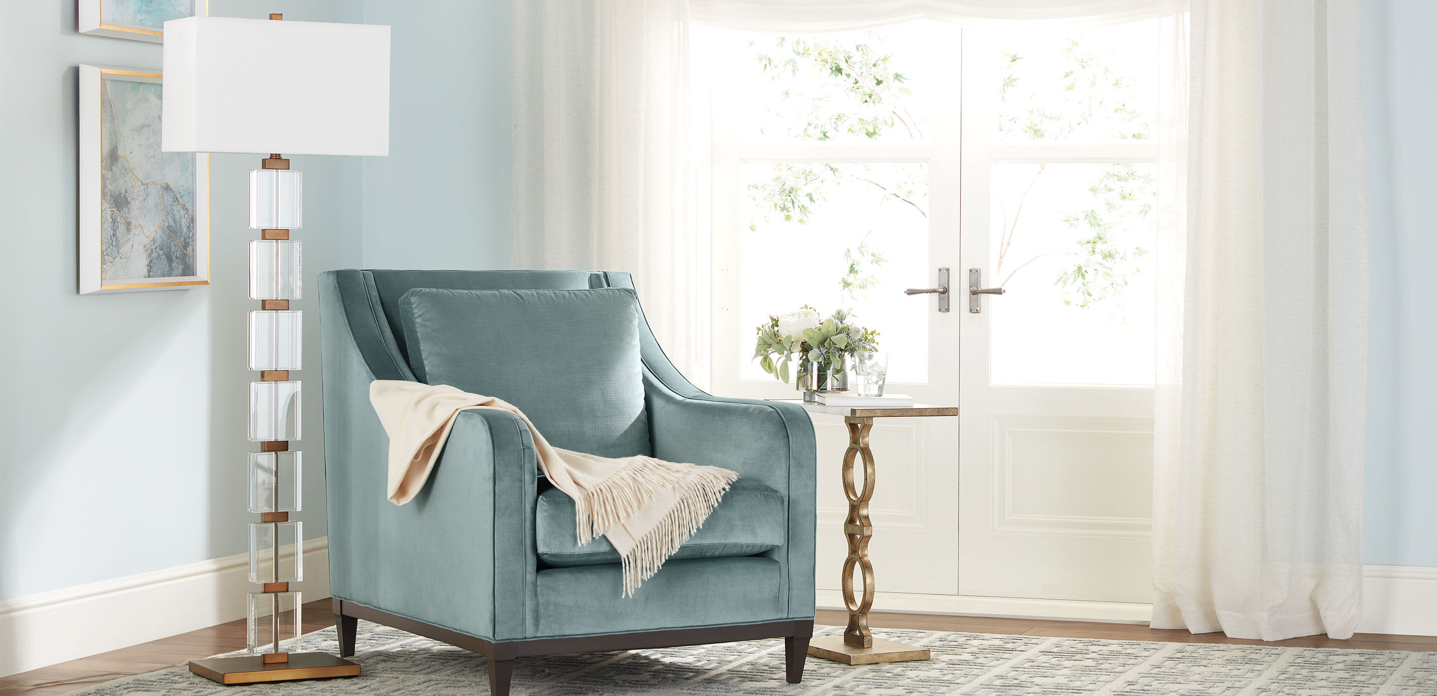 Victoria Floor Lamp, Brass_6