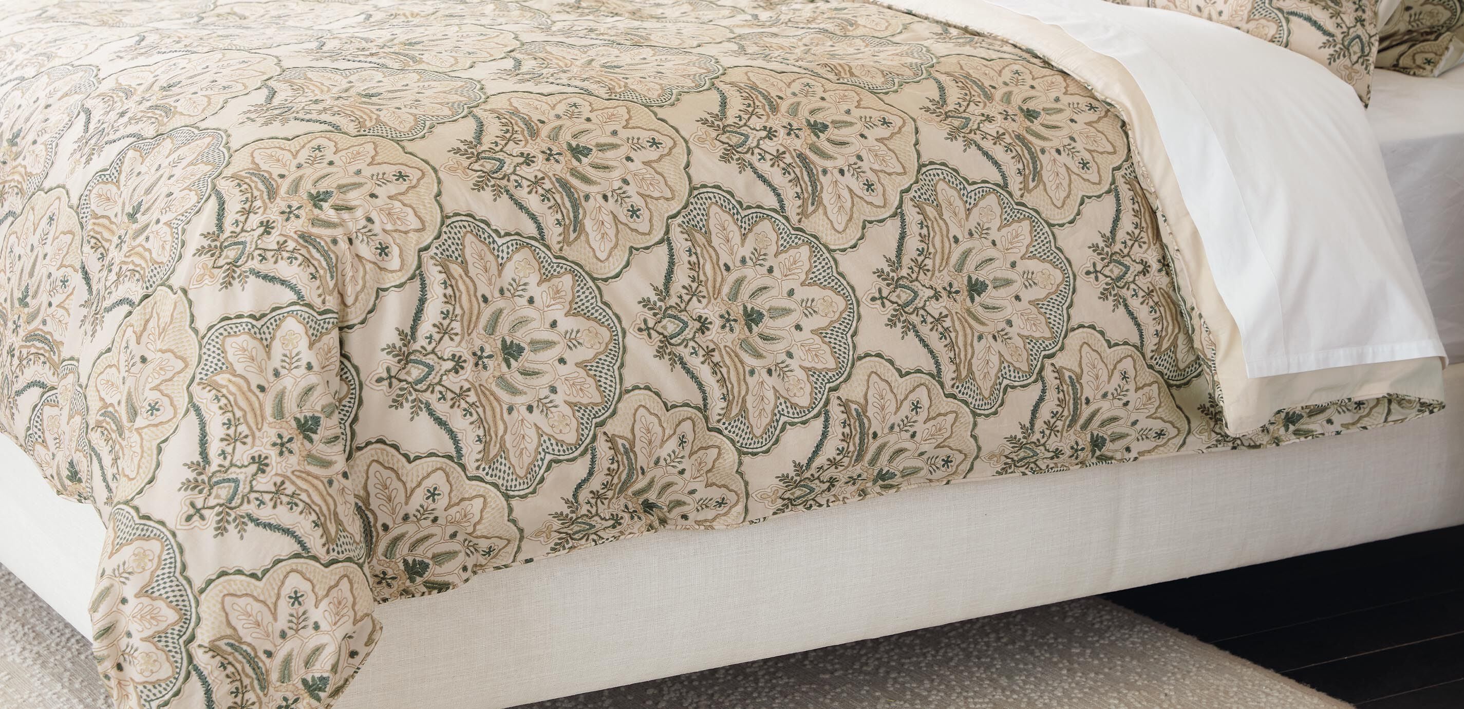 Monarch Duvet Cover and Shams Set_3