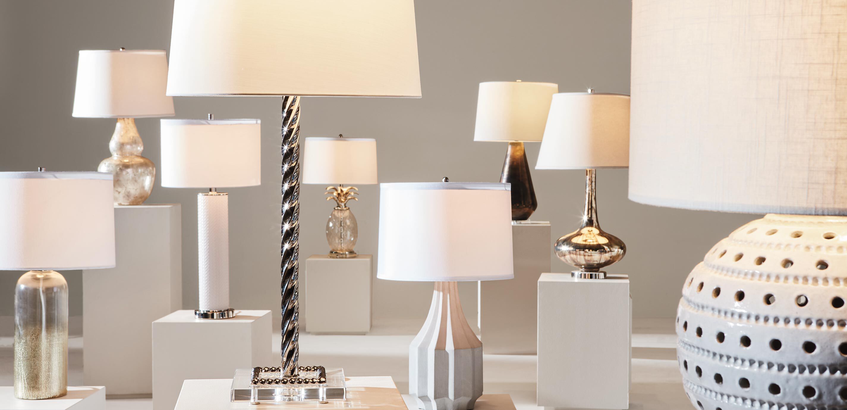 Ethan allen pineapple lamp outlet