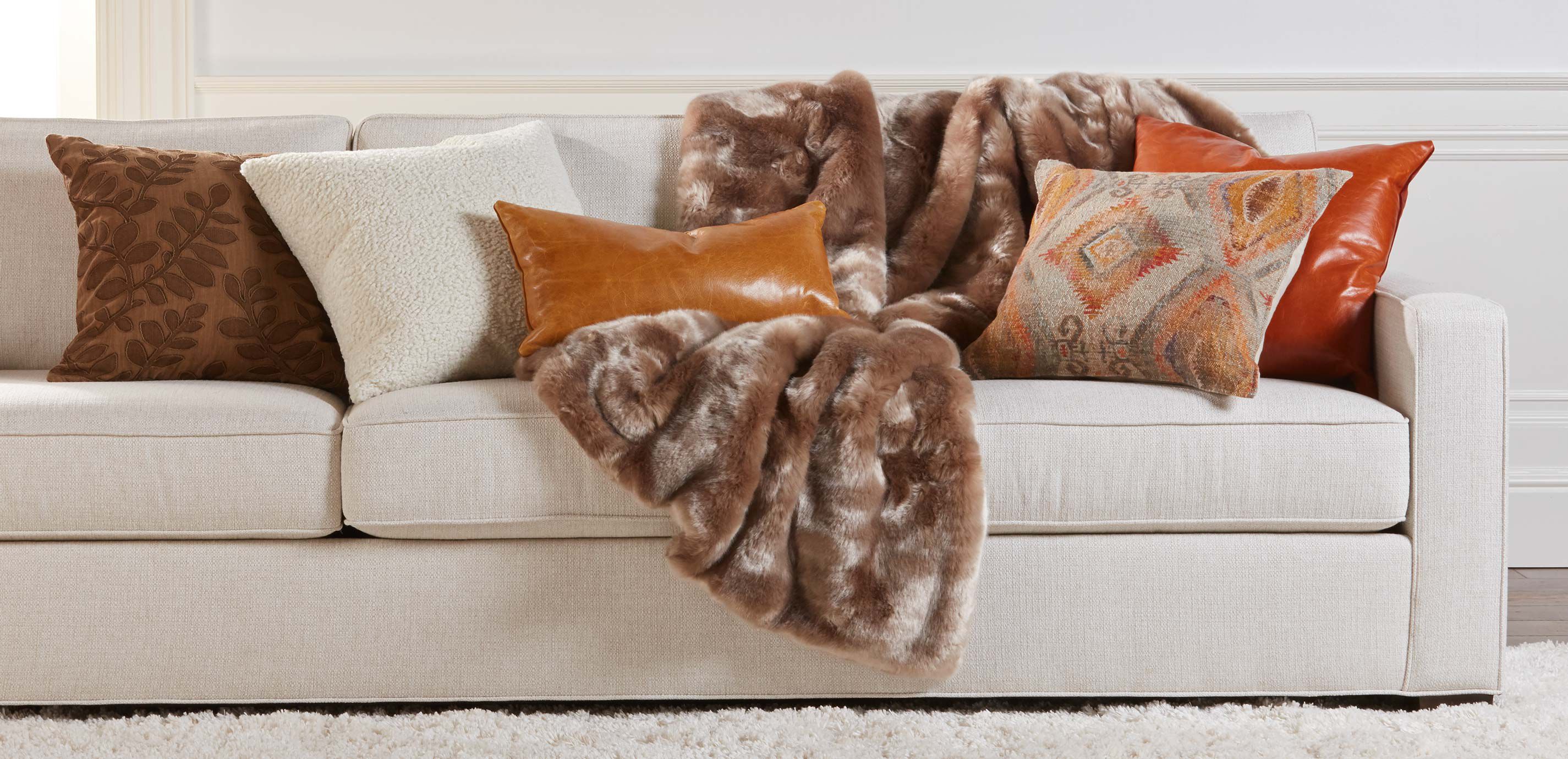 Leather Lumbar Pillow_3