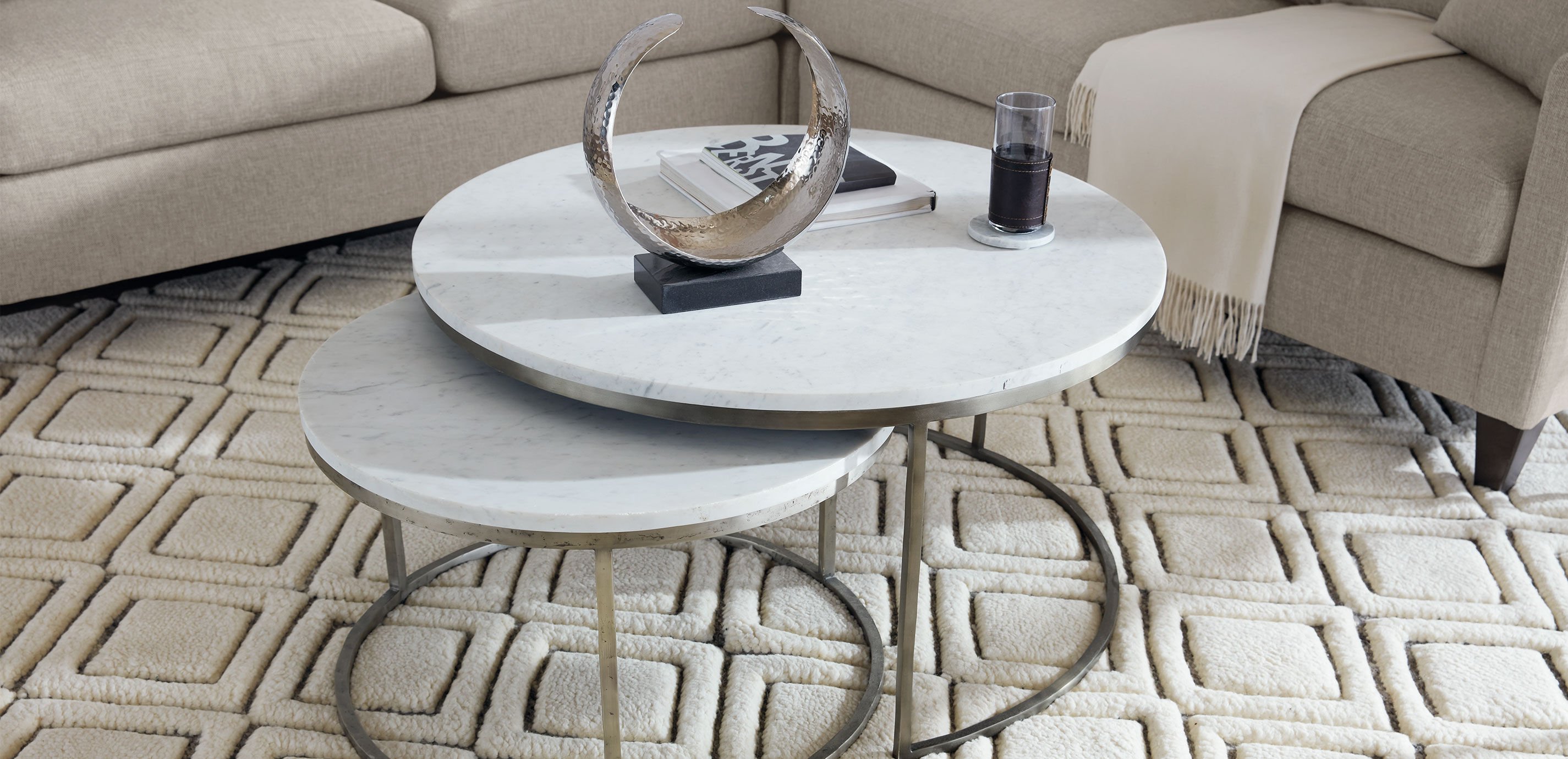 Bayliss Round Nesting Coffee Tables_4