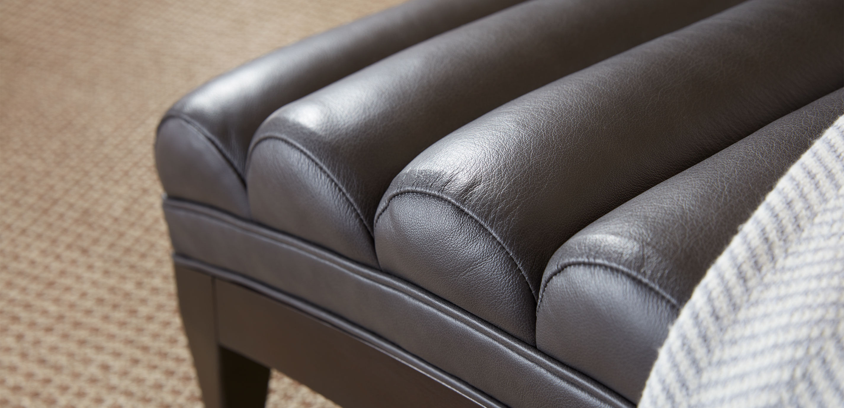 Hendrik Channel-Tufted Leather Chaise_3