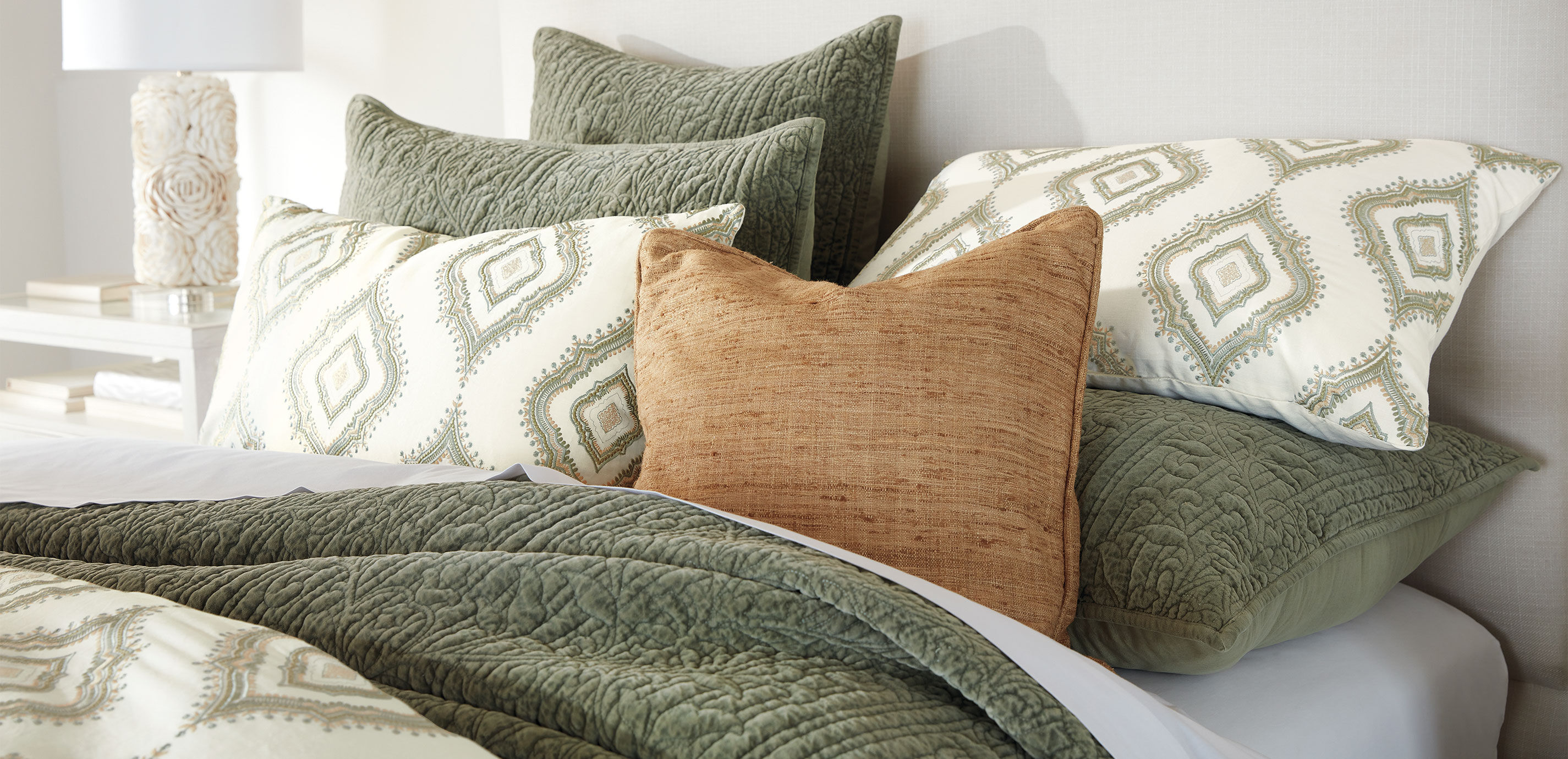 White & Green Embroidered Duvet Cover and Shams Set_4