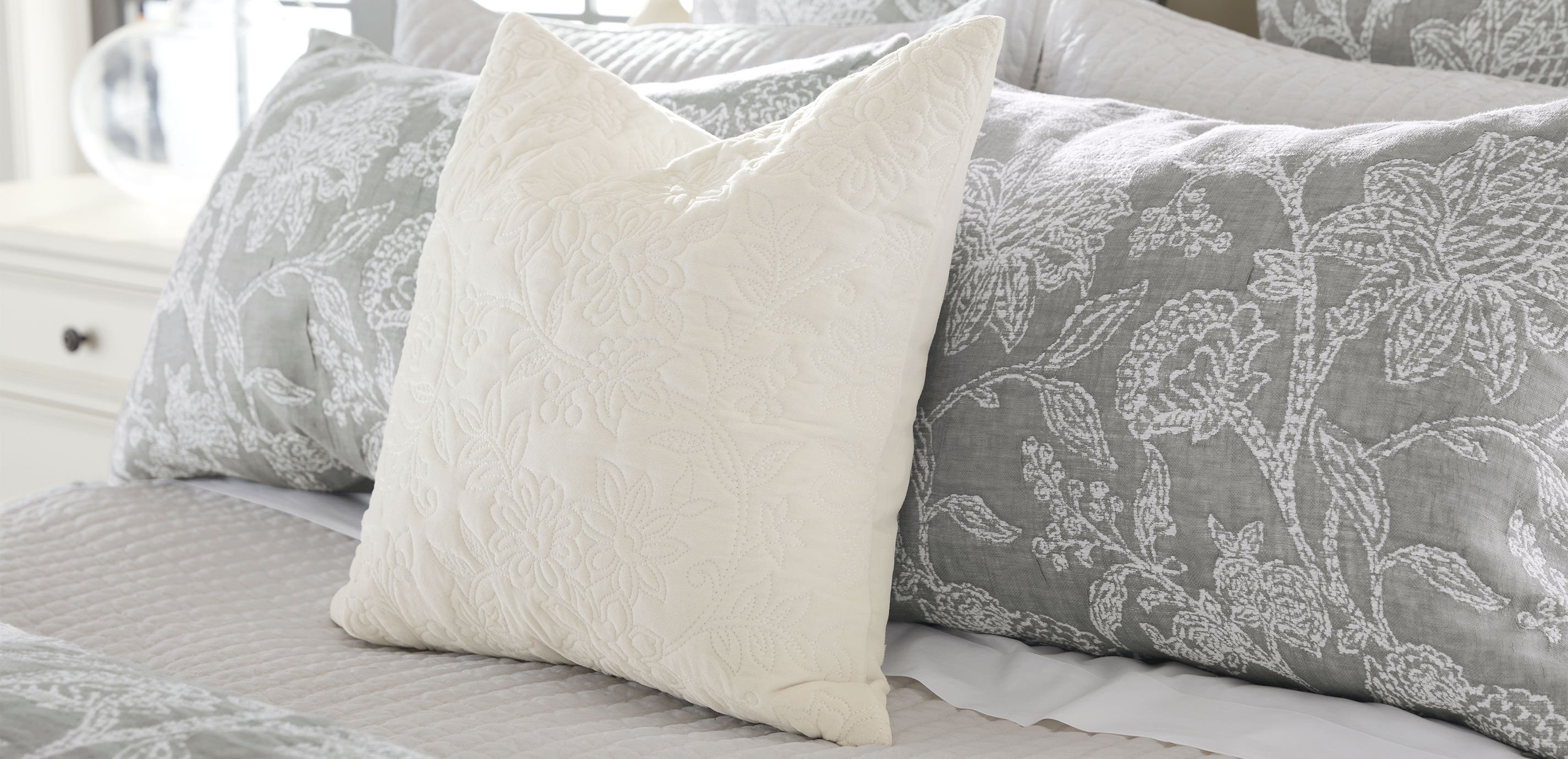 Quilted Velvet Pillow_3