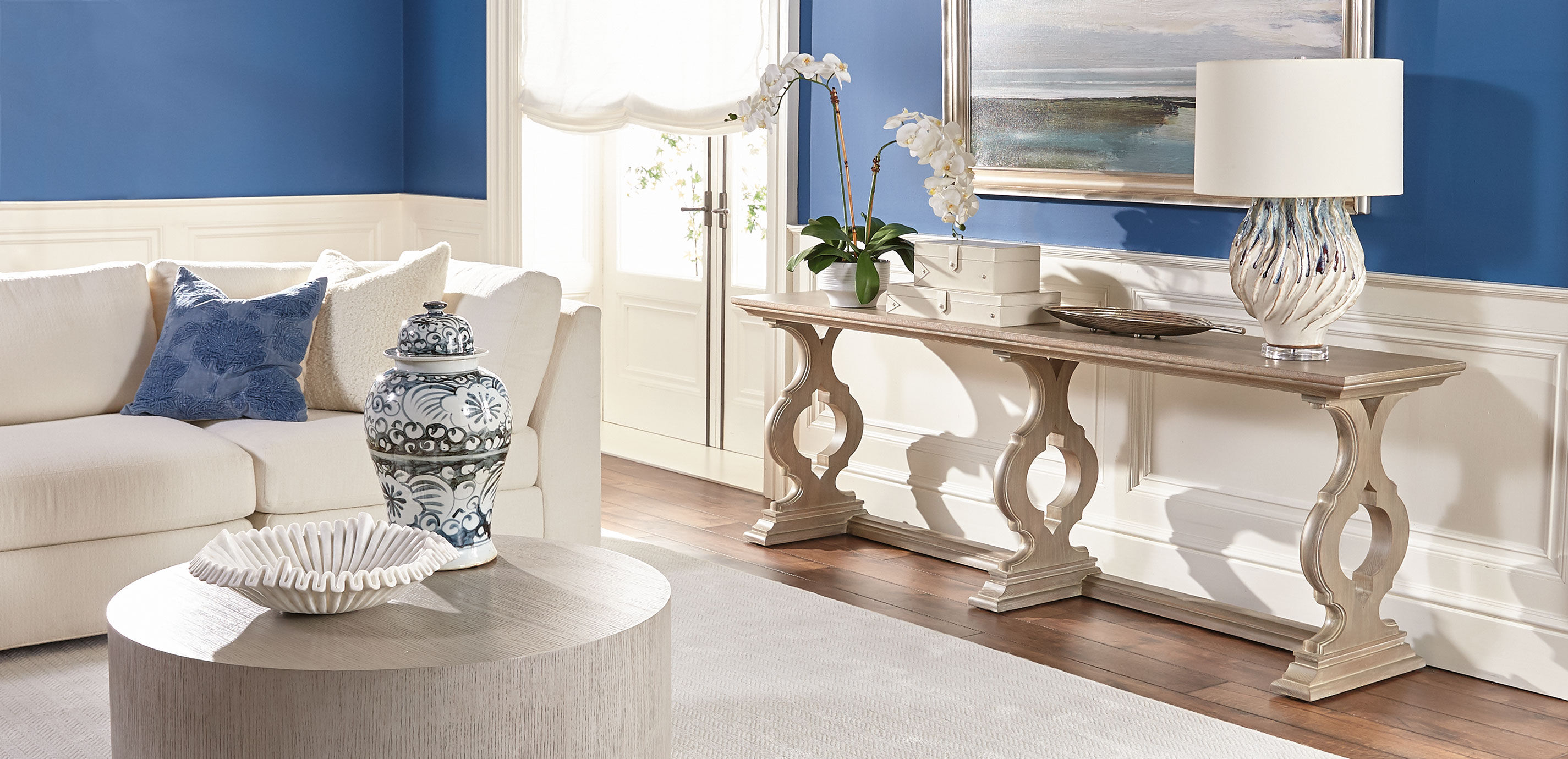 Braemore Round Plinth-Base Coffee Table_8