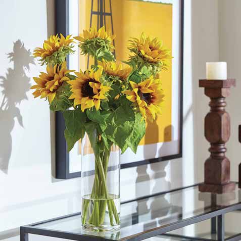Sunflowers in Tall Vase Product Tile Hover Image 442254