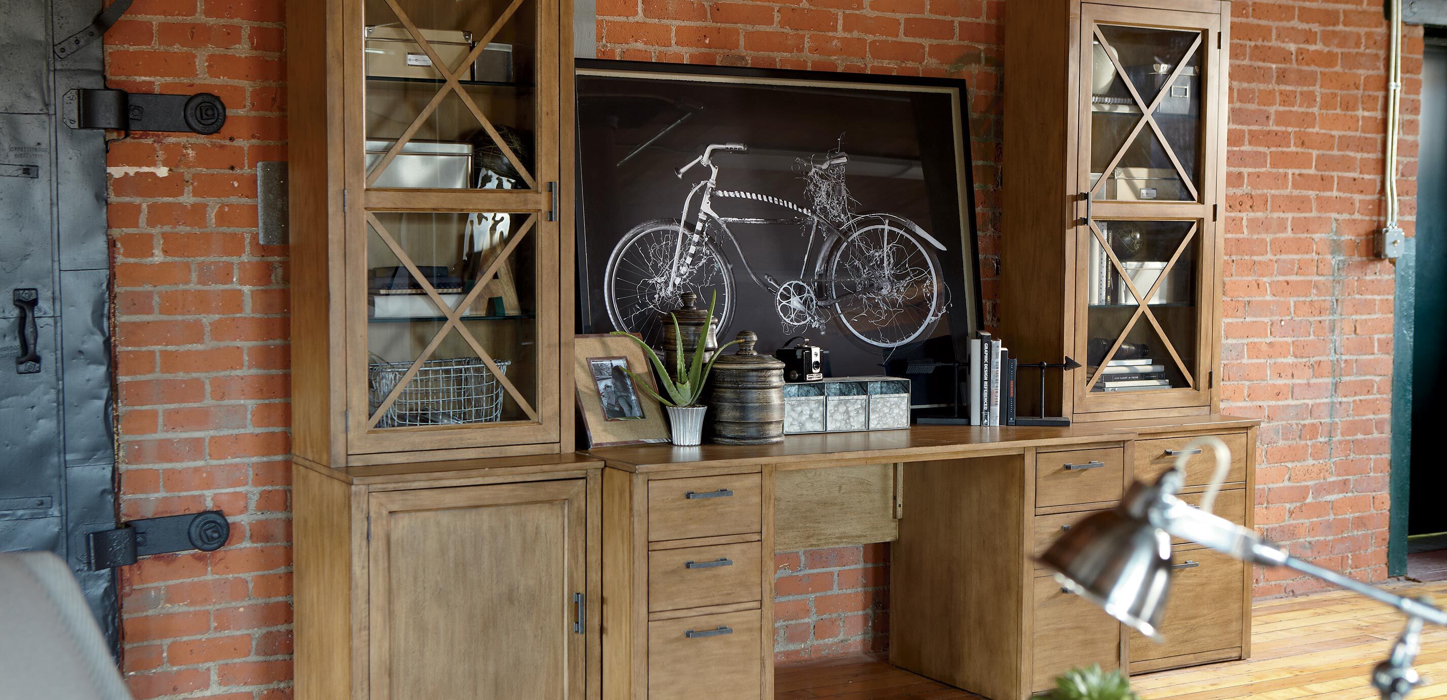 Ethan allen best sale duke desk